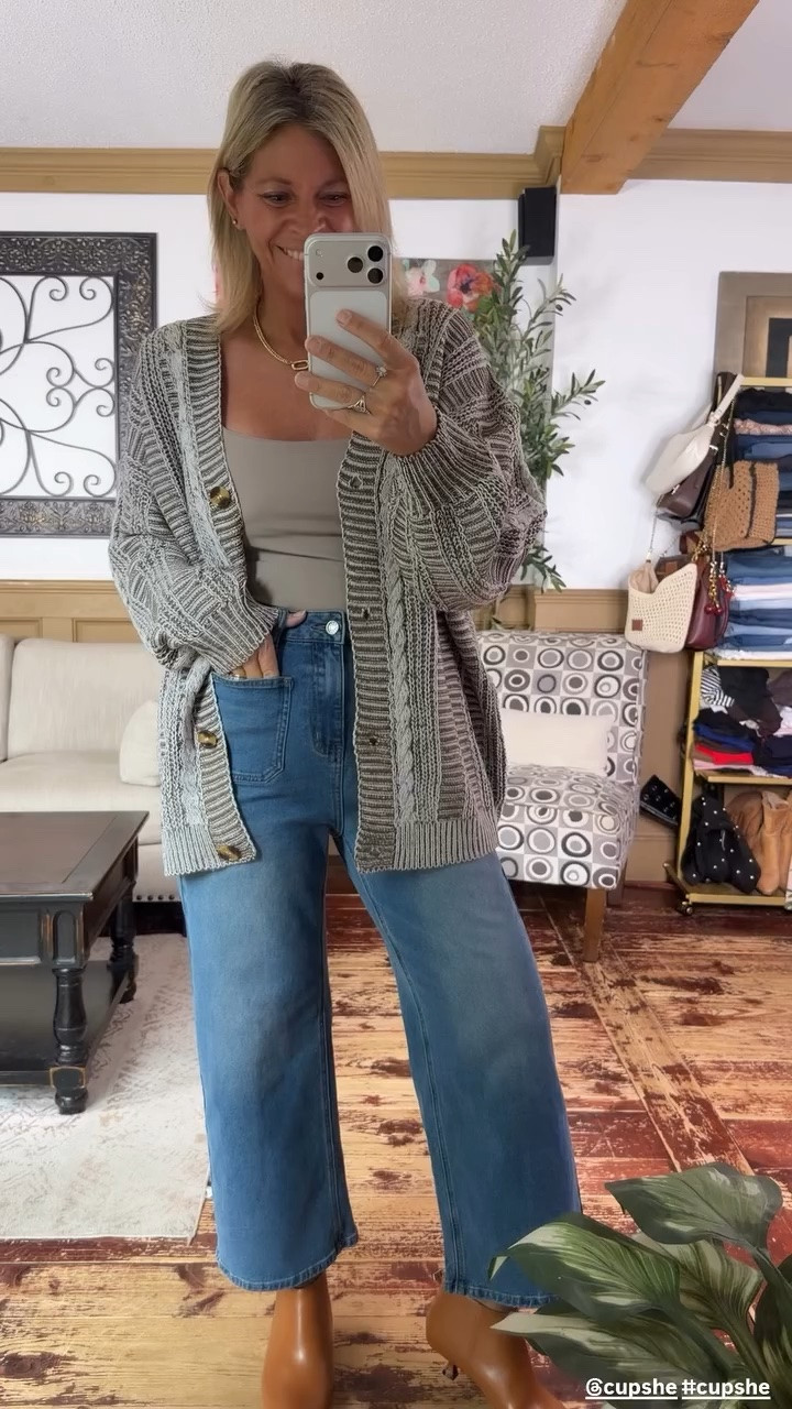 @cupshe #cupshe oversized sweater size medium, jeans & tank size large 
Use code Nicole2026 to save $$ on orders of ver $70

#LTKootd #LTKOver40 #LTKMidsize