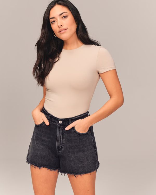 Curve Love High Rise 90s Cutoff Short | Abercrombie & Fitch (US)