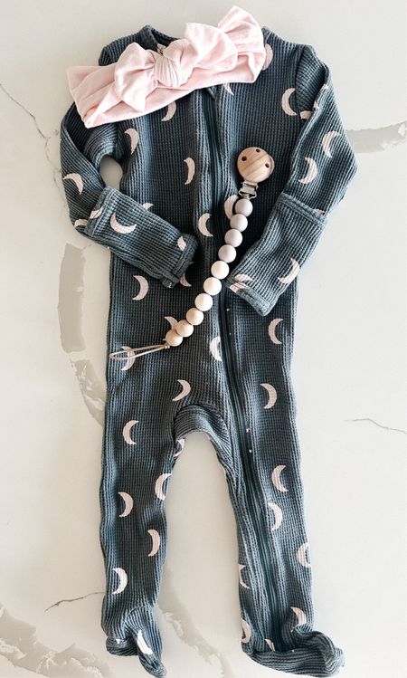 Adorable moon footie that is perfect for baby girl! Love the zipper and waffle fabric 

#LTKstyletip #LTKbaby