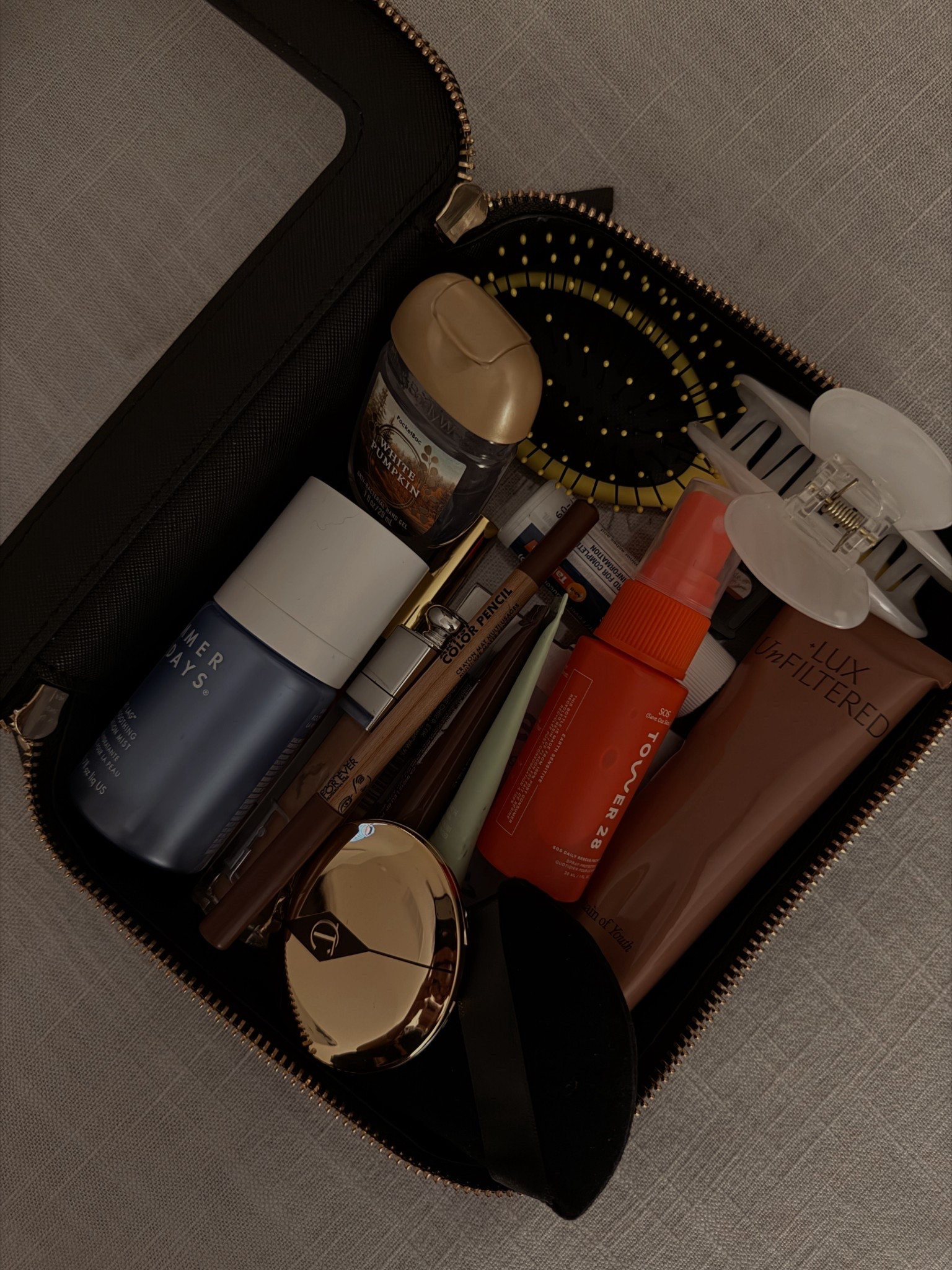 Work bag essentials case

#LTKselfcare #LTKgrwm #LTKBeauty