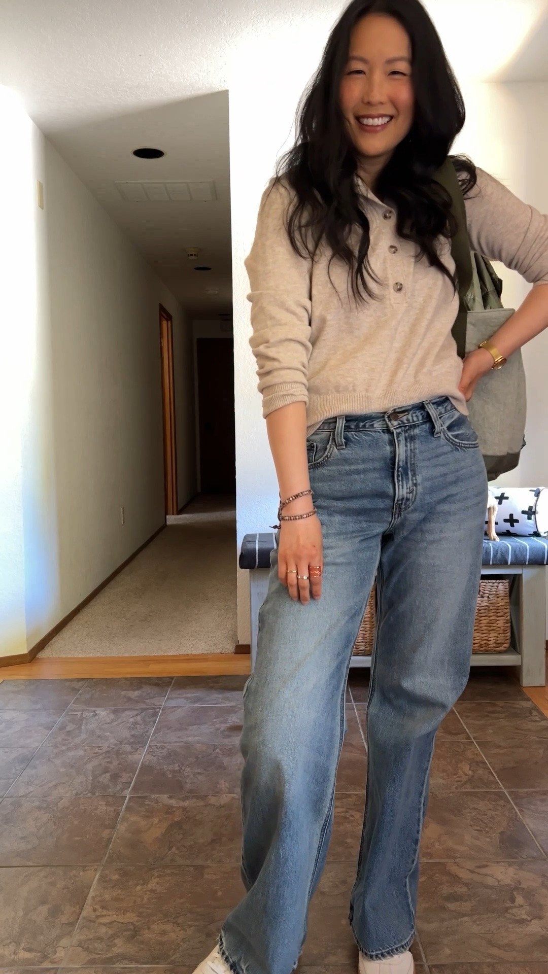 Levi’s loose boot cut - tts, wearing 28x33. No stretch but they are soft and not rigid at all. Medium to light weight. The perfect loose leg that still gives you shape.
Adidas Spezial - size down half
Tote bag - I made it!
Sweater - old