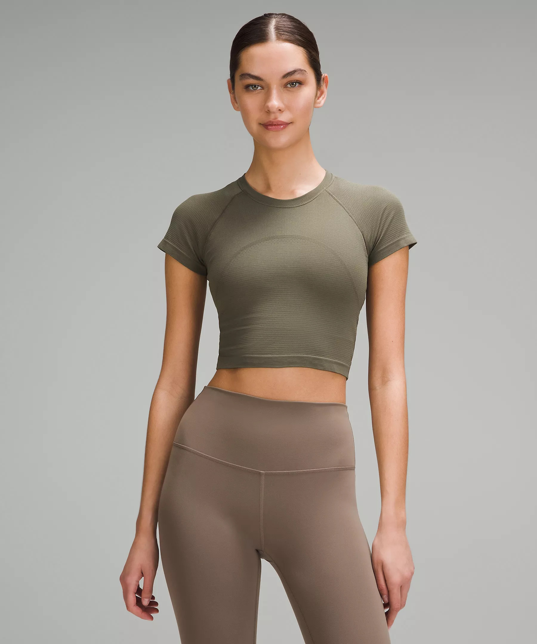 Swiftly Tech Cropped Short-Sleeve Shirt 2.0 | Women's Short Sleeve Shirts & Tee's | lululemon | Lululemon (US)