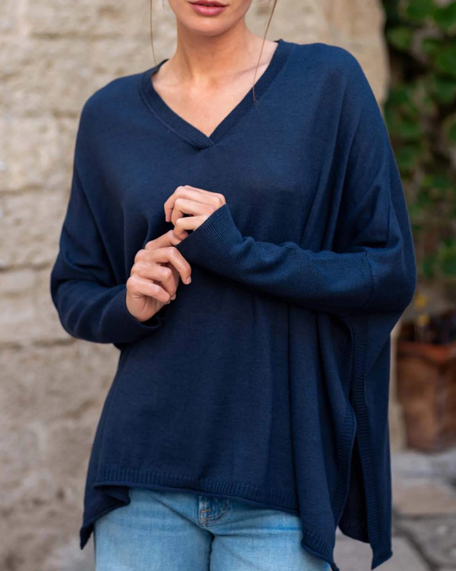 Catalina V-Neck Sweater | MERSEA