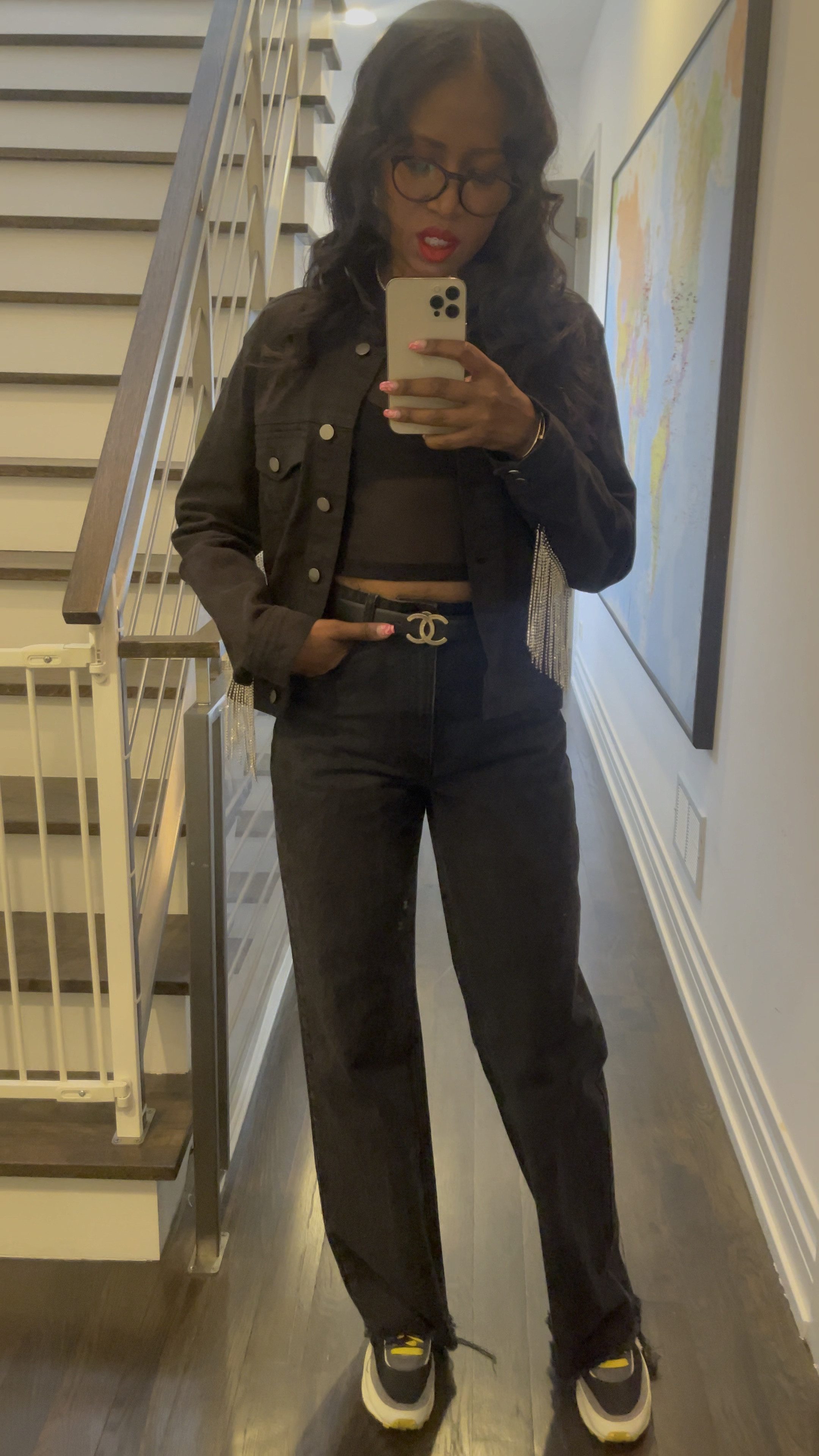 Summer fest! Chicago is still pretty chilly so I wore a jacket to a music festival #fringejacket #baggyjeans #sneakers #countryconcert #taylorswiftoutfit

#LTKshoecrush #LTKunder100 #LTKFind