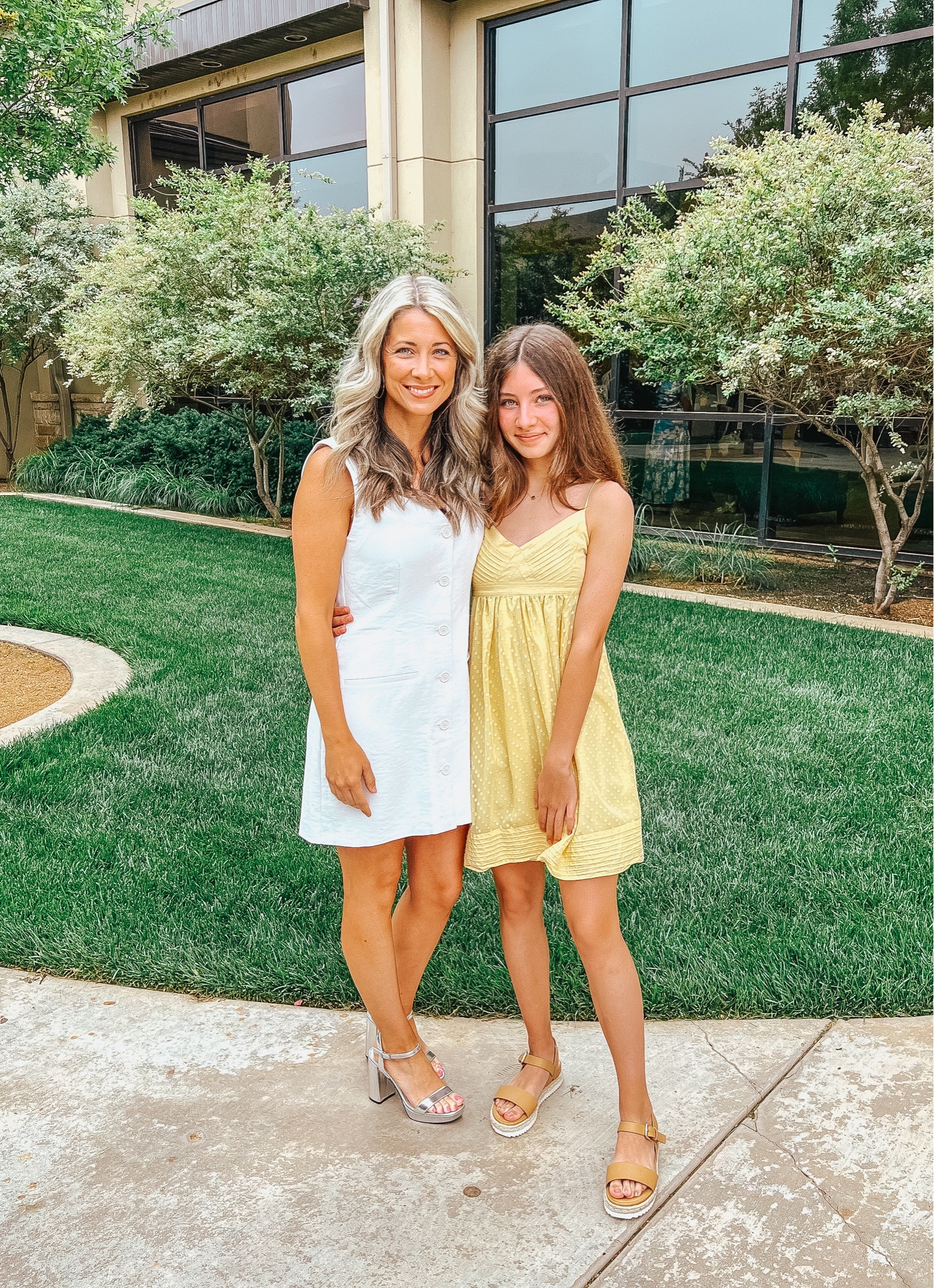 Abercrombie mini vest dress in a small. 

#LTKSaleAlert #LTKStyleTip #LTKFindsUnder100