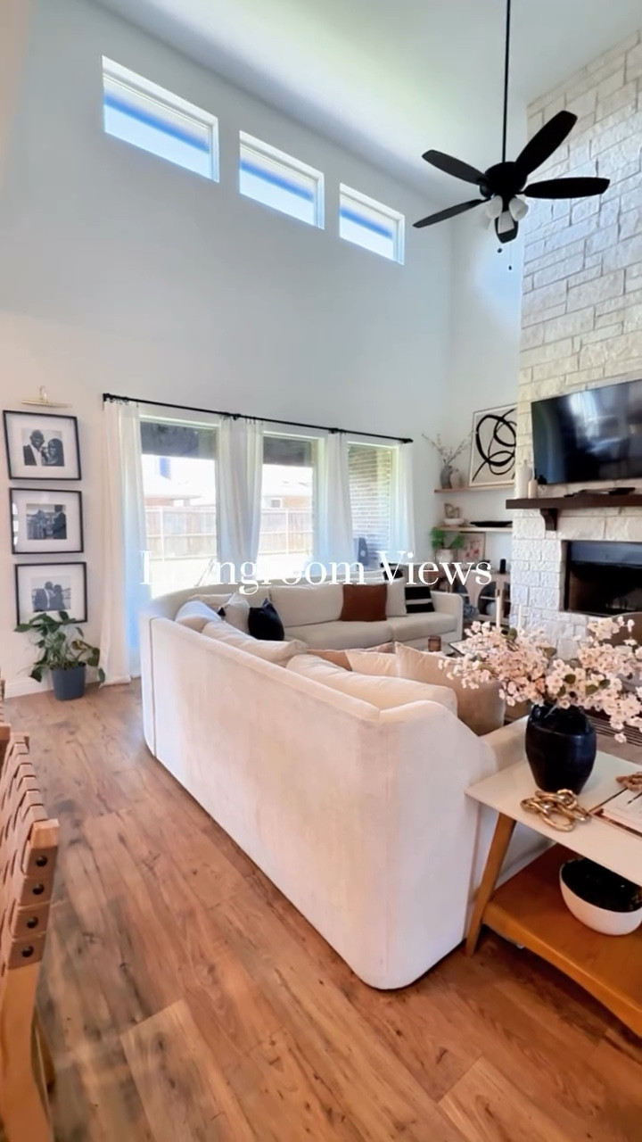 Livingroom views ✨

Comment shop for links 

#homemaking #homemaker #homedecor #homedesign #neutraldecor #organicmoderndecor #homesweethome #homestyle #organicdesign #livingroomviews