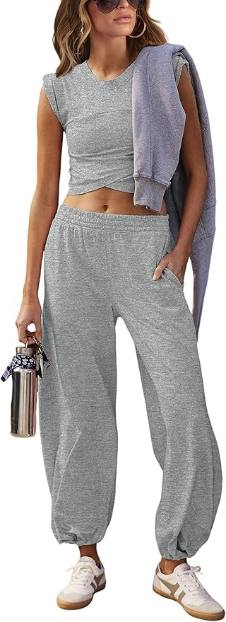 Womens 2 Piece Sweatsuits Sets Casual Workout Cropped Tee Top High Rise Sweatpants Athletic Track... | Amazon (US)