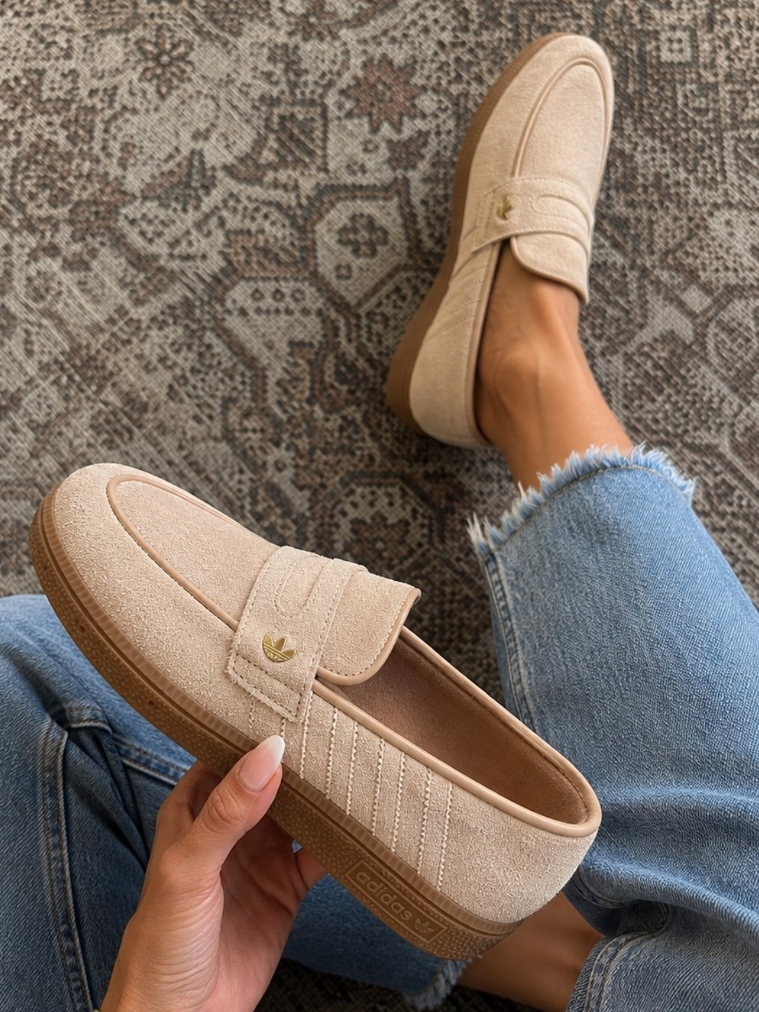 @Aritzia   tank- small 
Denim - size 27 and tts 
@adidas  loafers - tts