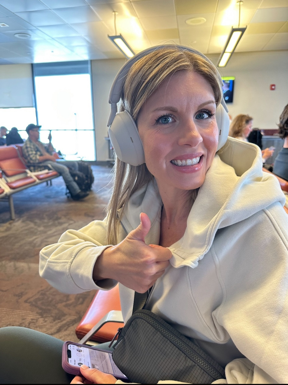 These Sony WH-1000XM5 are an incredible deal right now on Amazon! Noise cancelling, super comfortable, perfect for travel! 

#LTKSaleAlert #LTKBacktoSchool #LTKFallSale
