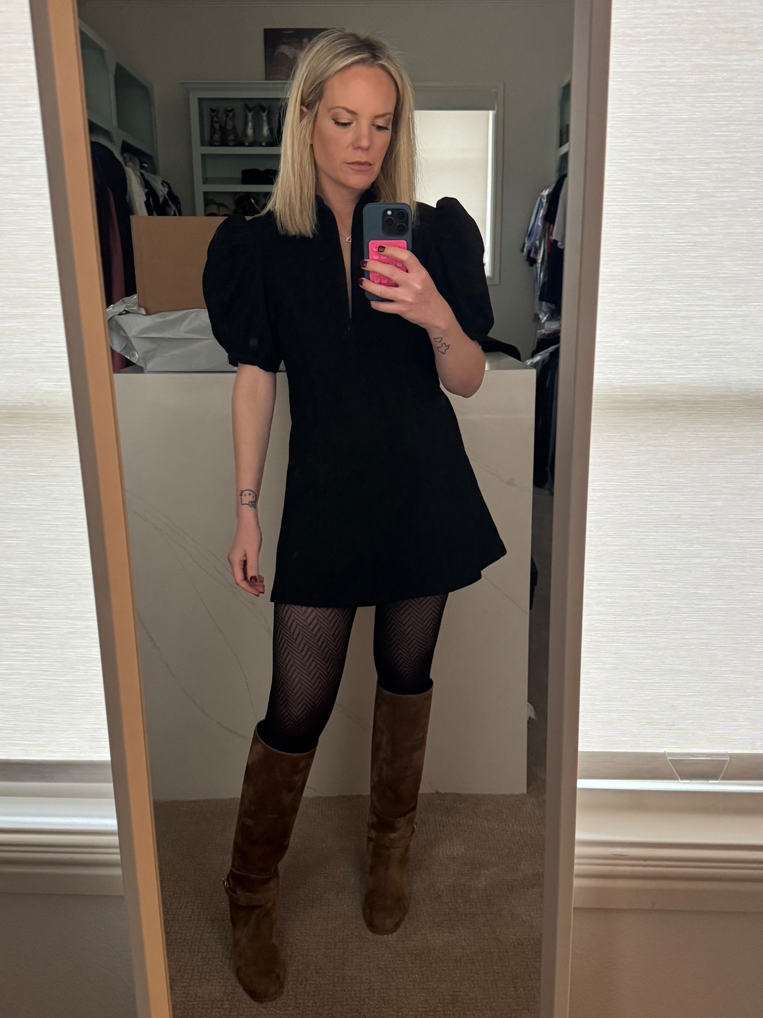 LBD from @tuckernuck. I’m 5’5 on a good day and had this shortened. So cute and flattering on  

#LTKootd