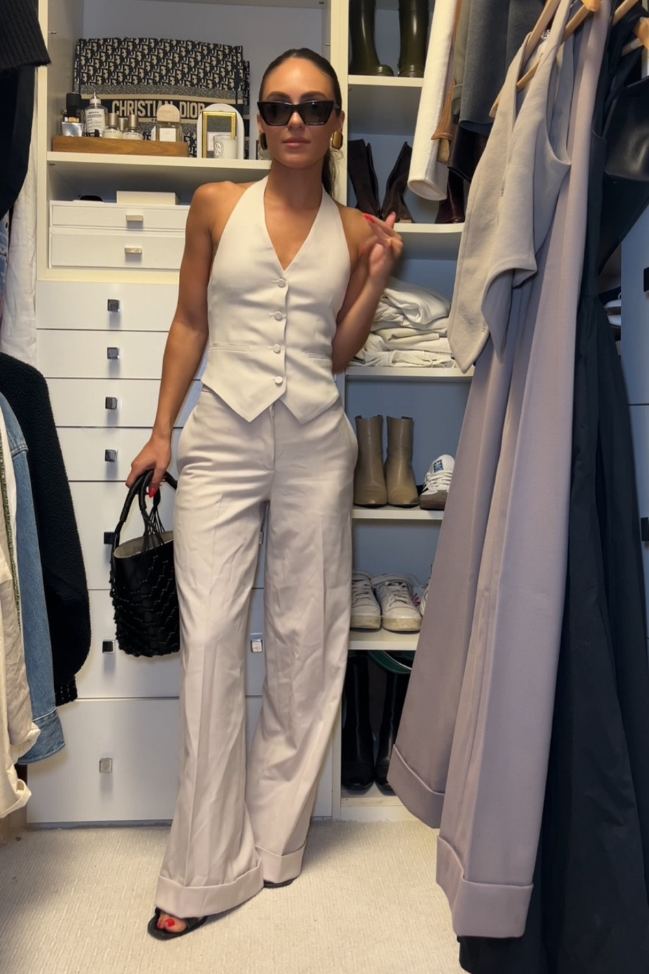 Effortlessly chic for summer in @Aritzia #aritziapartner 