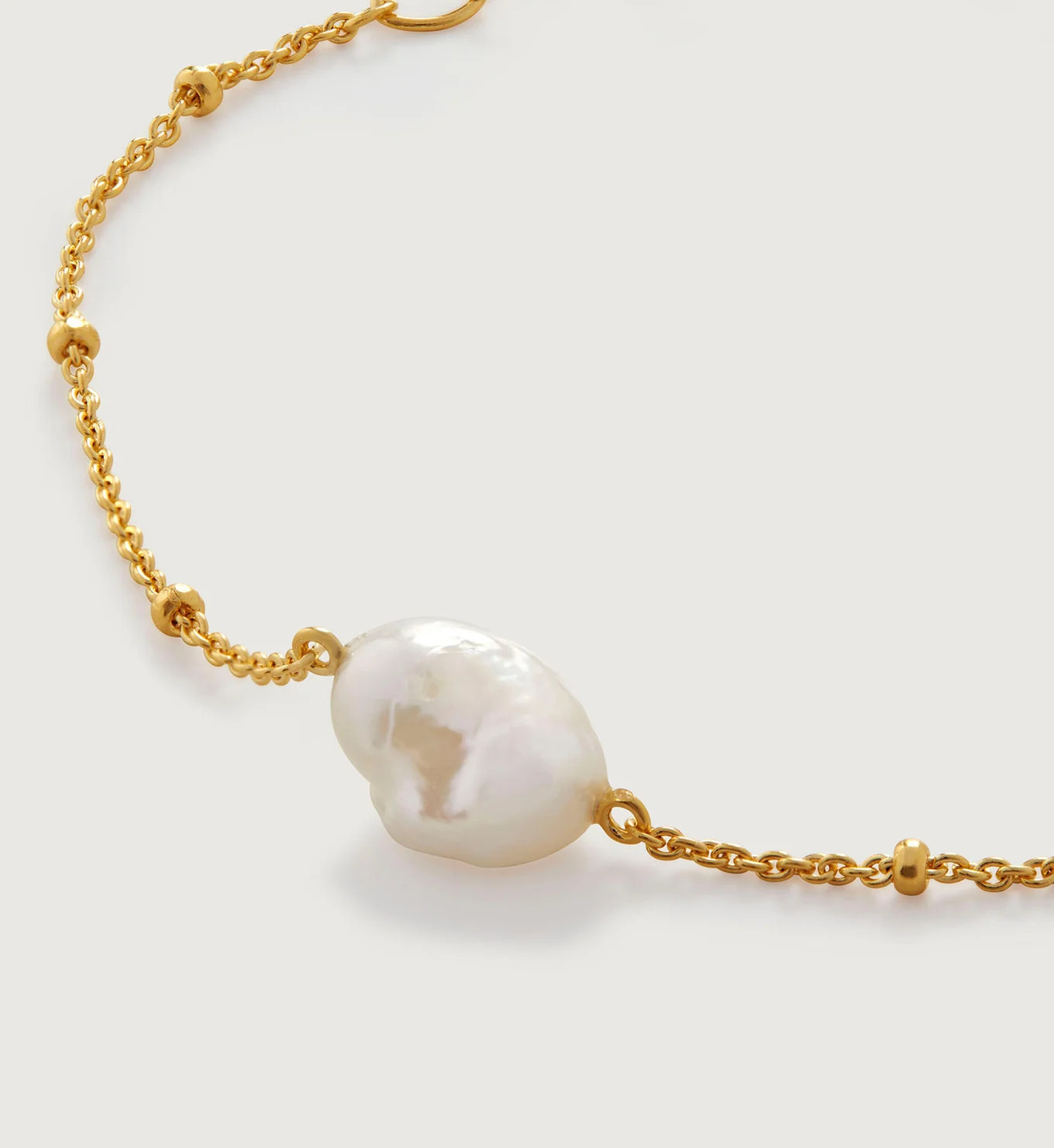 Nura Tiny Keshi Pearl Bracelet | Monica Vinader (Global)
