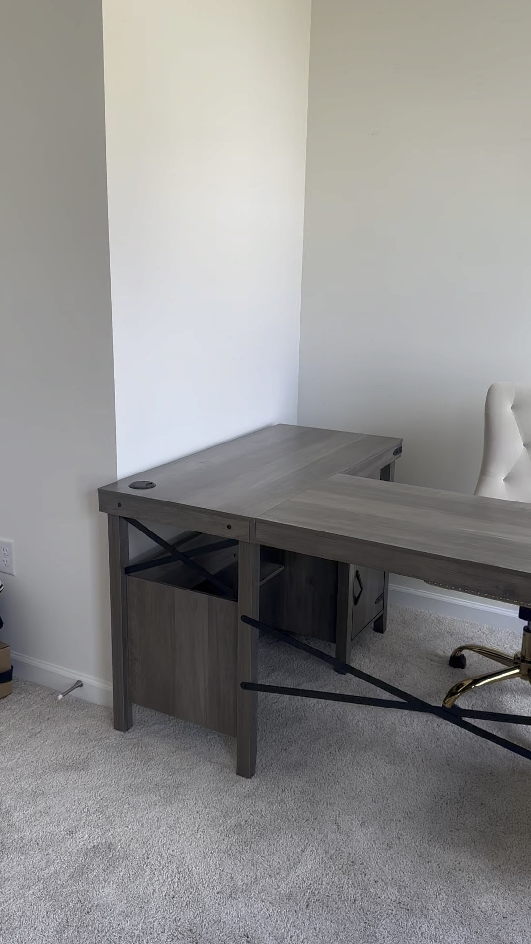 The start of my home office 👩🏽‍💻 love the color combo of this desk and chair

#LTKhome #LTKFind #LTKsalealert