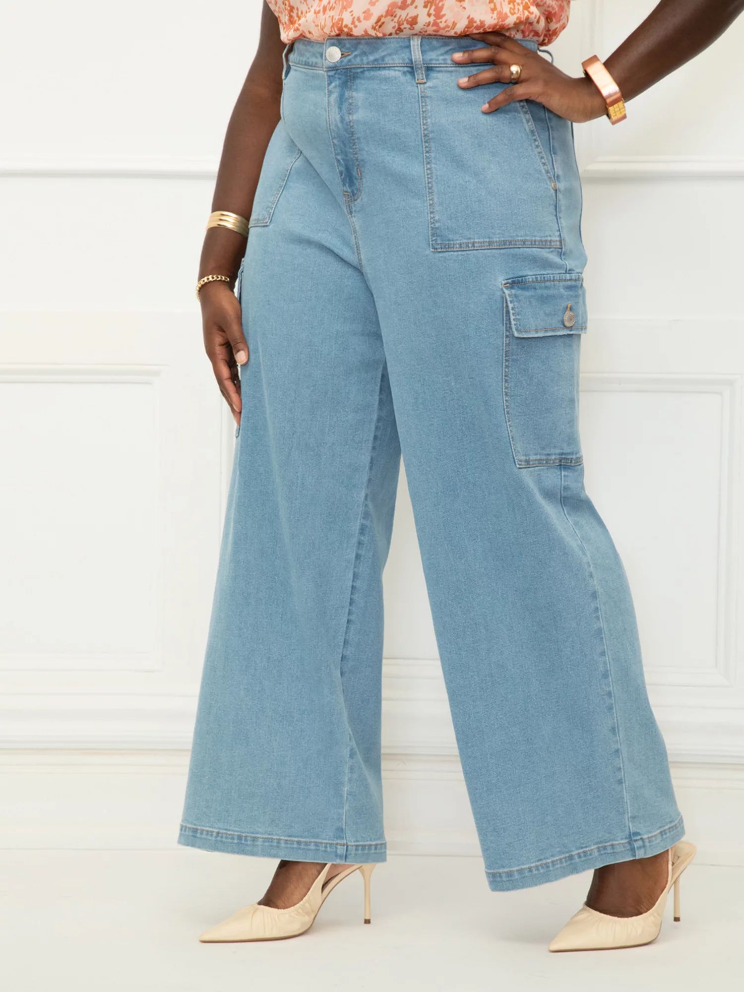 ELOQUII Elements Women's Plus Size Wide Leg Cargo Jeans | Walmart (US)