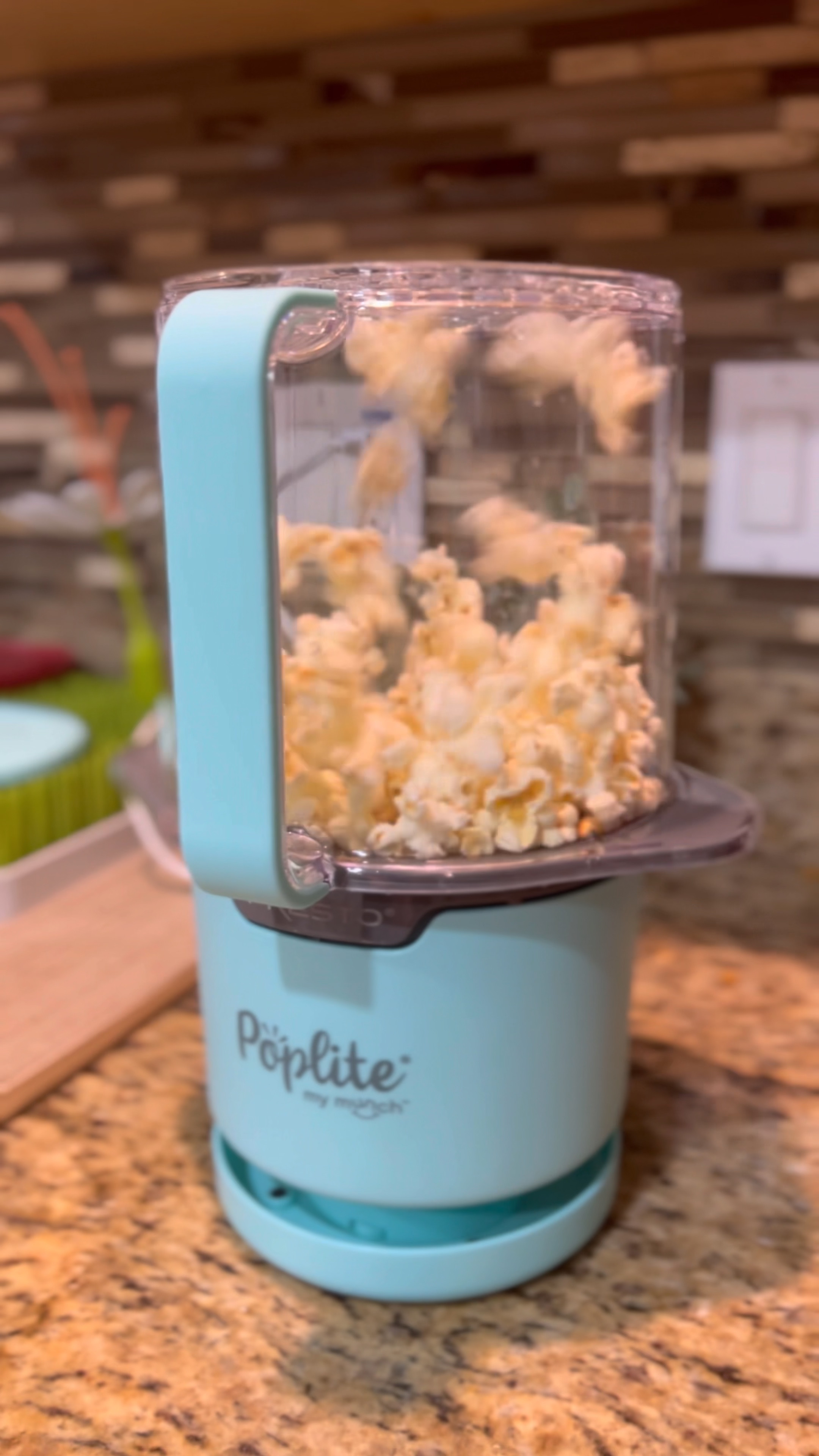Make some popcorn with me using my new popcorn maker! This uses hot hair to pop the kernels & makes an easy, healthy snack 

#founditonamazon #amazonkitchenfinds 

#LTKU #LTKhome #LTKVideo