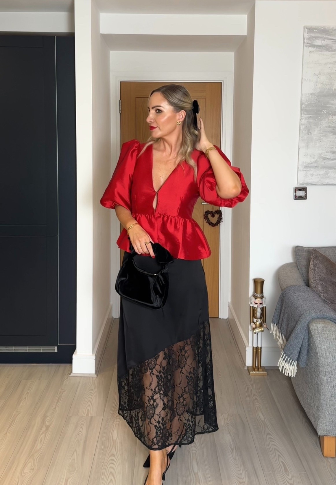 Festive night out outfit idea ♥️



#LTKfestive #LTKstyletip #LTKpartywear