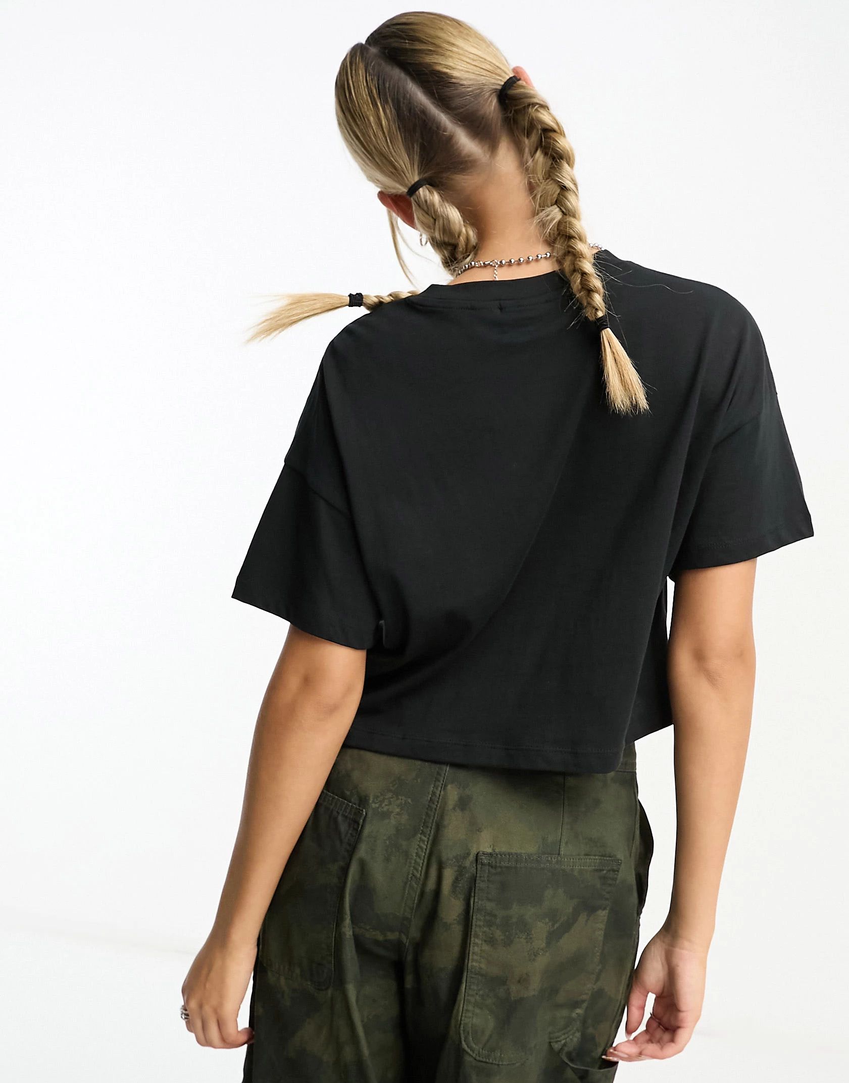 Noisy May cropped t-shirt in black | ASOS (Global)