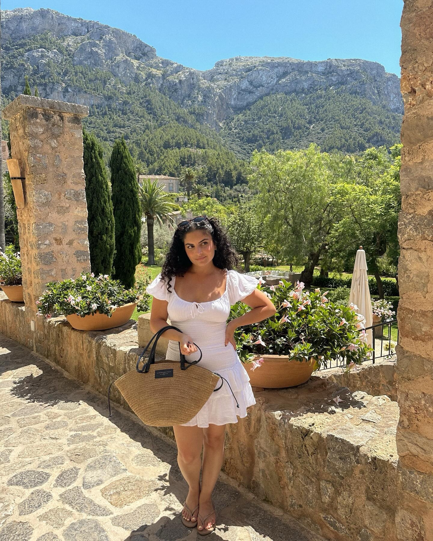 A day in deiá 🧺🥭