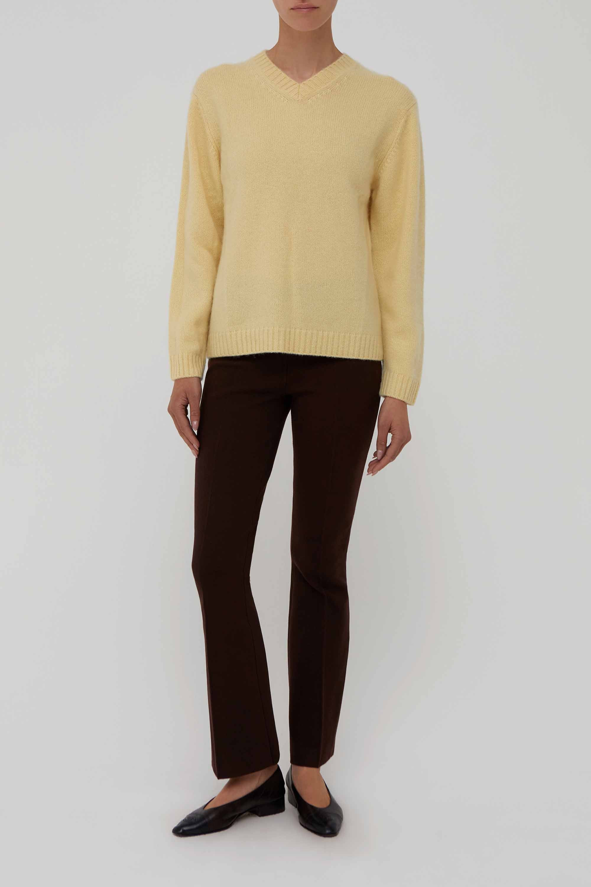 Nevia Cashmere Sweater in Yuzu | Amiya