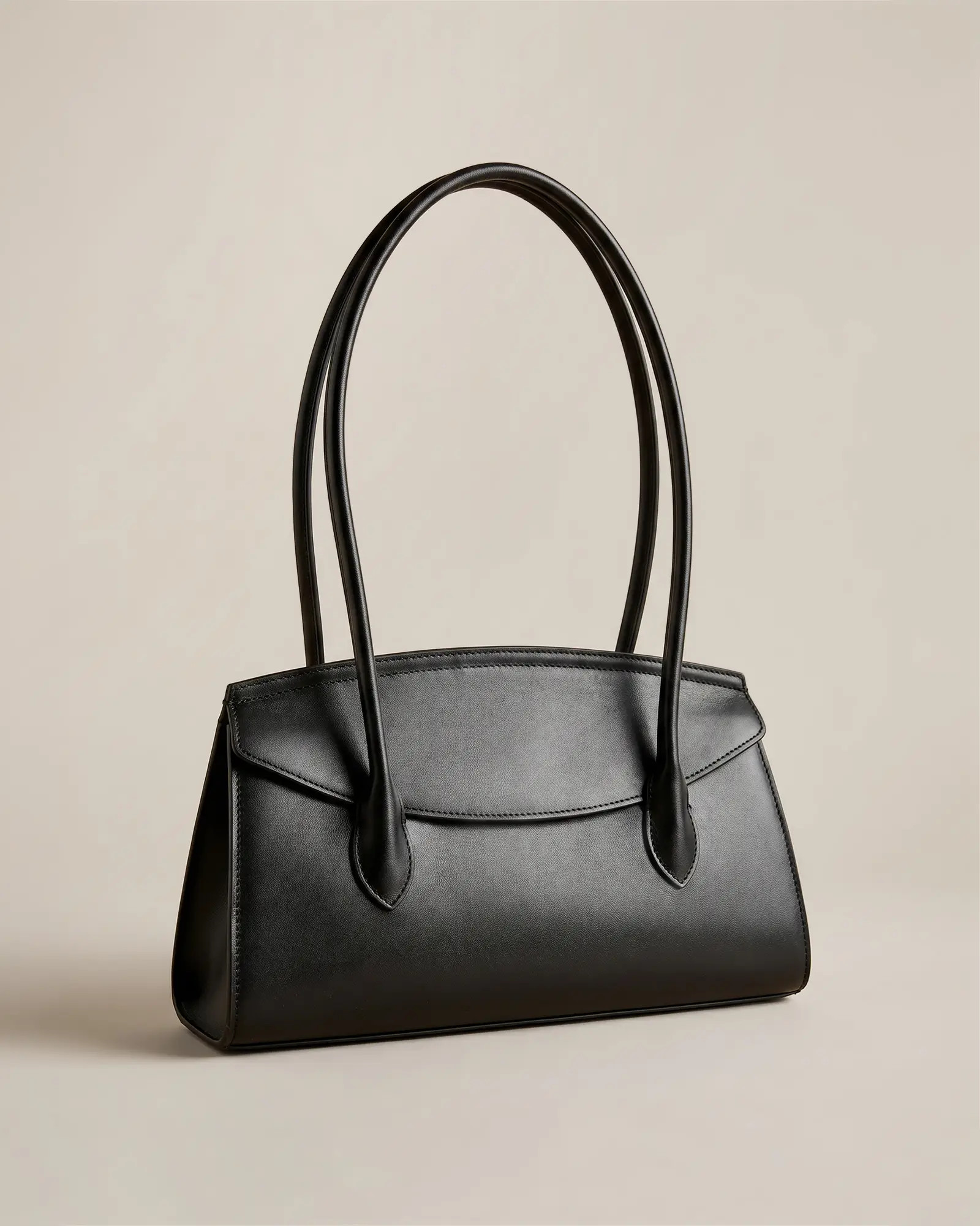 Amelie Shoulder Bag in Black | Quince