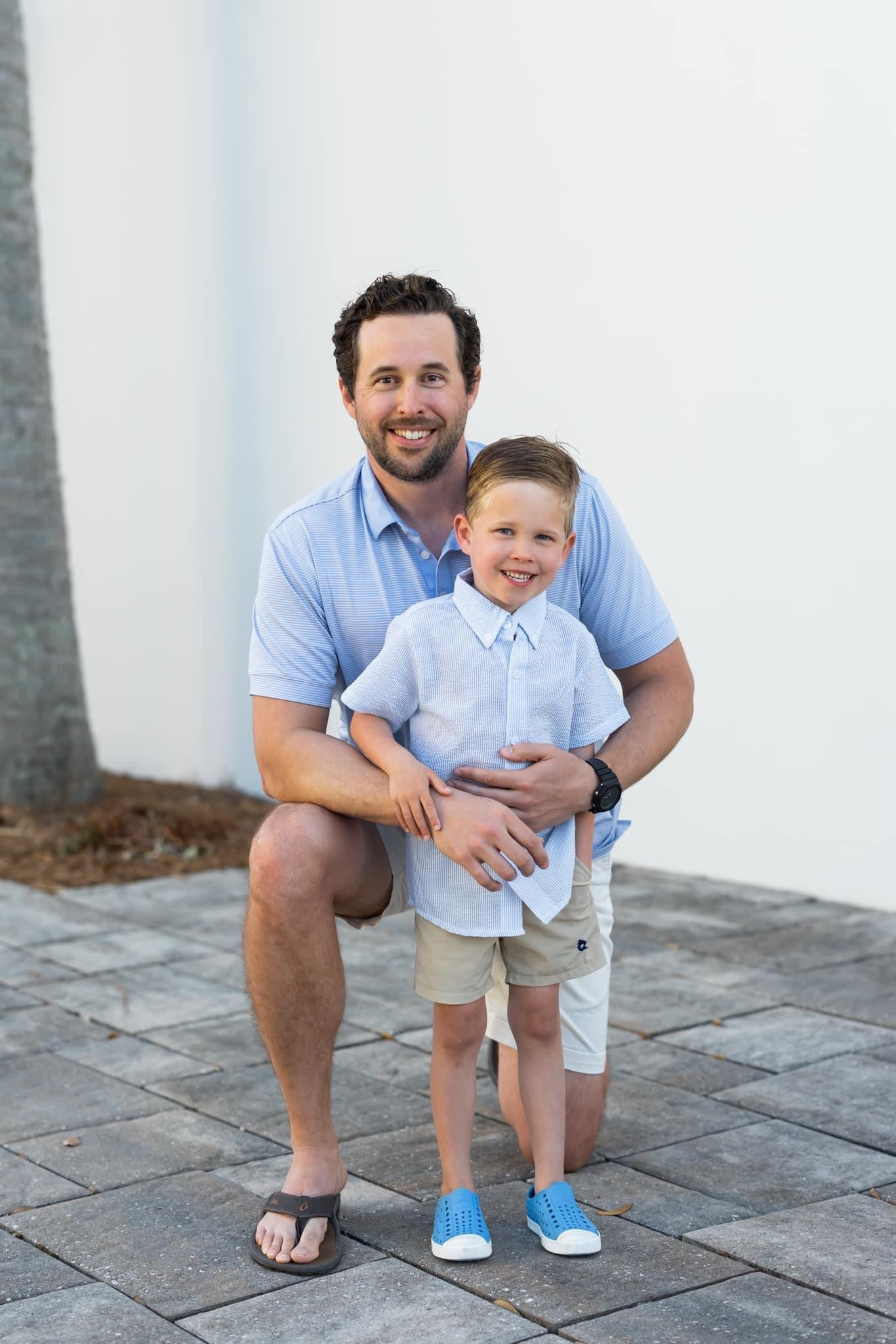 Mizzen + Main sale

Cody wears size large trim in their shirts