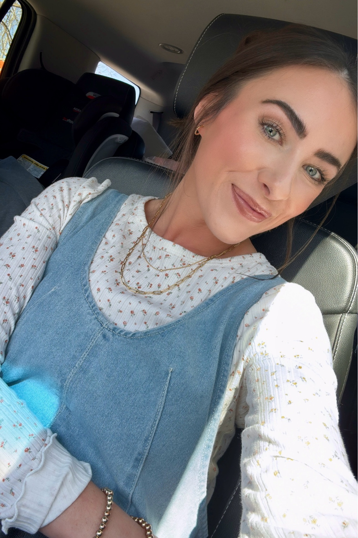 Eyebrow products linked here!! I use the color ‘soft brown’ in the pencil. Literally wouldn’t use any other two products for my brows👏🏽  These two makeup products I use daily!! 

#LTKStyleTip #LTKWatchNow #LTKBeauty