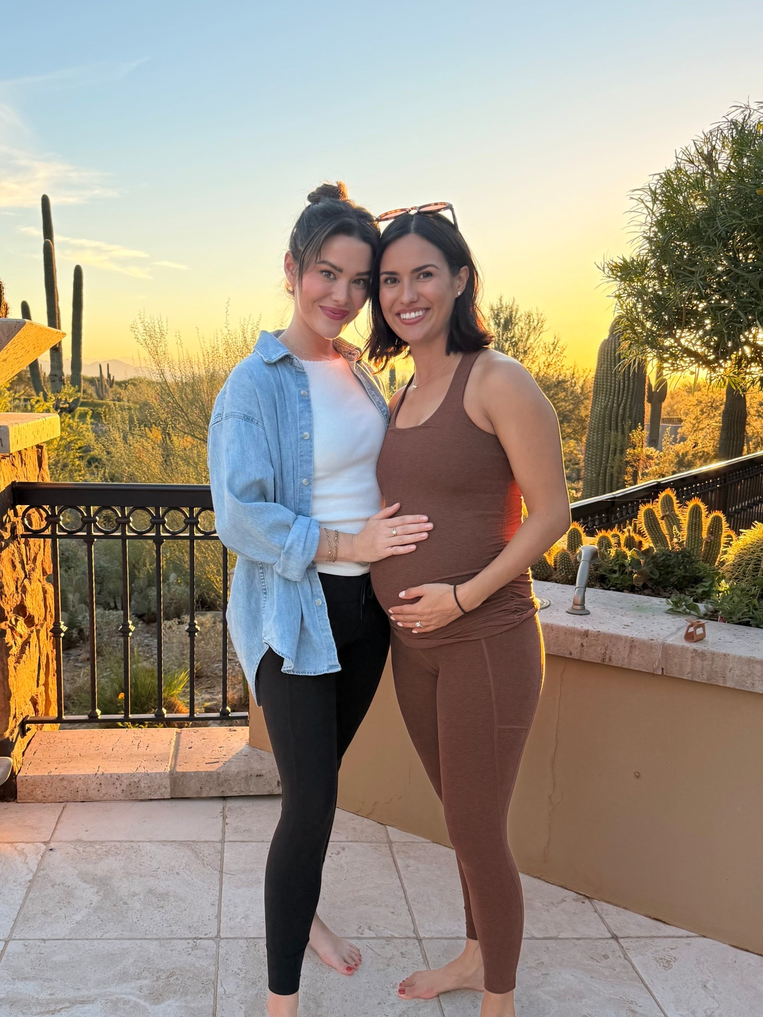 Comfy athleisure / bump friendly outfit