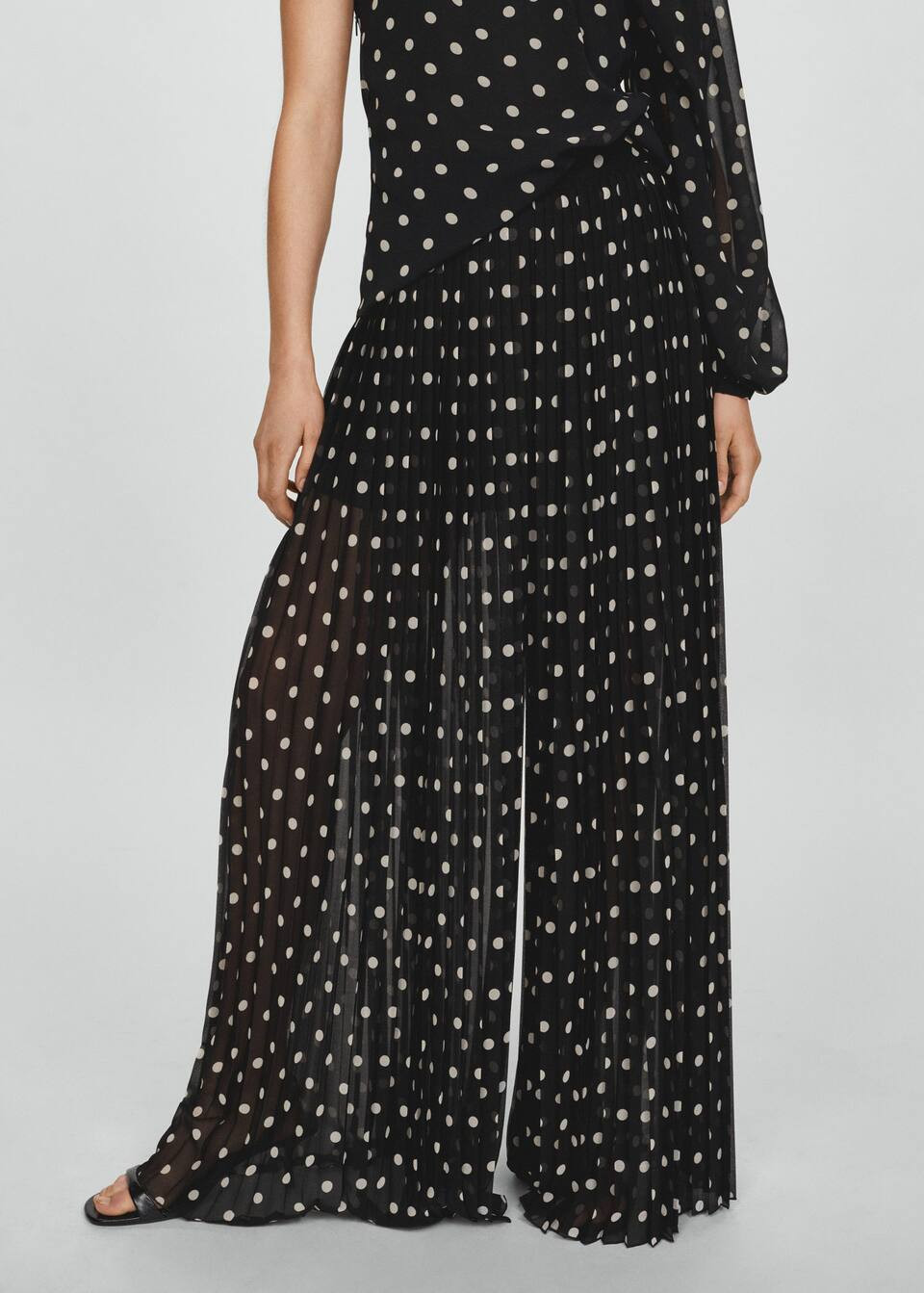 Polka dot pleated pants -  Women | Mango USA | MANGO (US)
