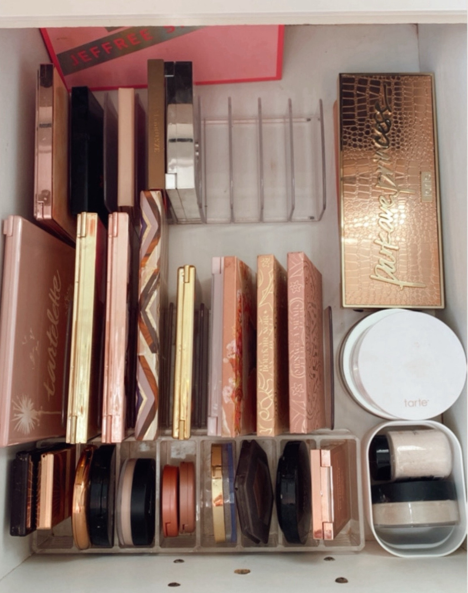 Make up organizing // home decor  // storage //. Amazon finds 



#LTKHome #LTKFindsUnder50 #LTKFindsUnder100