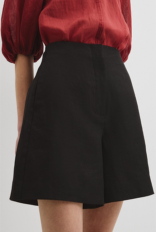 Organically Grown Linen Suit Short | Country Road