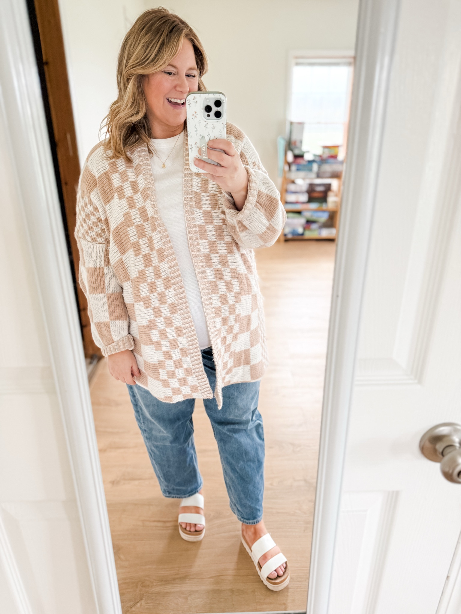 Wearing an XL in my cardigan, XL in my tee (maternity version- linked regular too), 14 in my barrel jeans (maternity- usually a 14 petite) 

#LTKMidsize #LTKBump #LTKSeasonal
