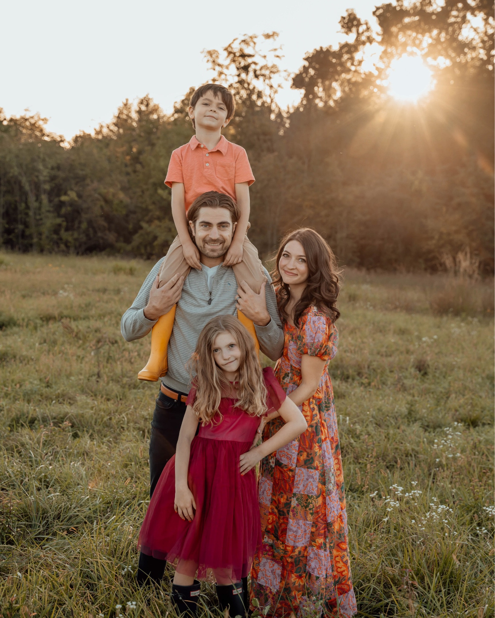 Sharing a few more from our family photos because I just really love them… now to pick one for our Christmas card this year… 🤦🏻‍♀️😂🤷🏻‍♀️🤪

#LTKfamily #LTKHoliday #LTKSeasonal