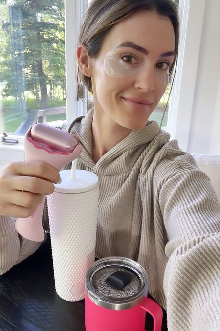 MORNING \ hydrate, caffeinate, ice roll and eye patch🙋🏻‍♀️

Skincare
Beauty
Home

#LTKunder100 #LTKbeauty