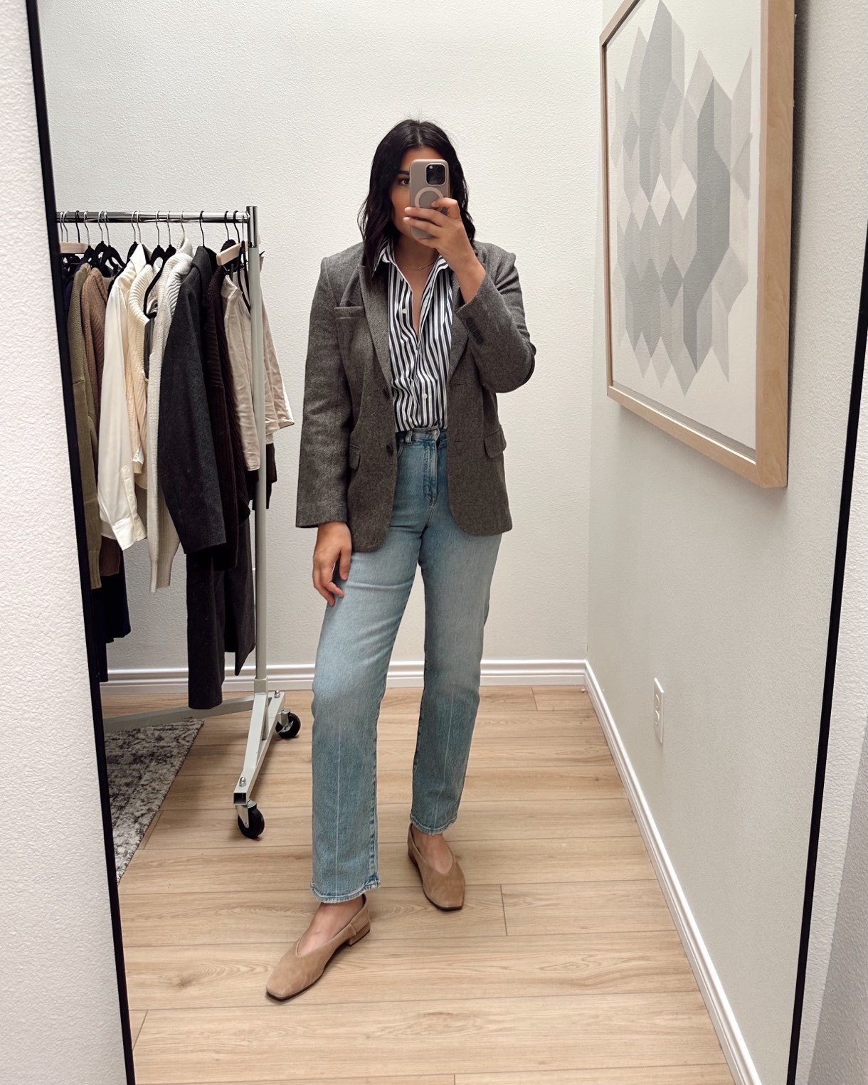 Under $100! Okay I’ll be honest this blazer is just meh for me. I think I maybe need the large for it to fit more oversized? This is the medium and it fits but it is more fitted at the shoulders for me. It is a really gorgeous texture, with a brown tweed fabric. It looks rich, to be honest. It’s very tailored, very Ralph Lauren-esque. I’m just not sure if it’s my vibe.
Here is a button down that is really nice to layer over. I’m in the large and it’s honestly a bit large on me. It runs big, so keep that in mind. If you want oversized, go up a size but if you want a typical fit TTS with a relaxed look.  

 