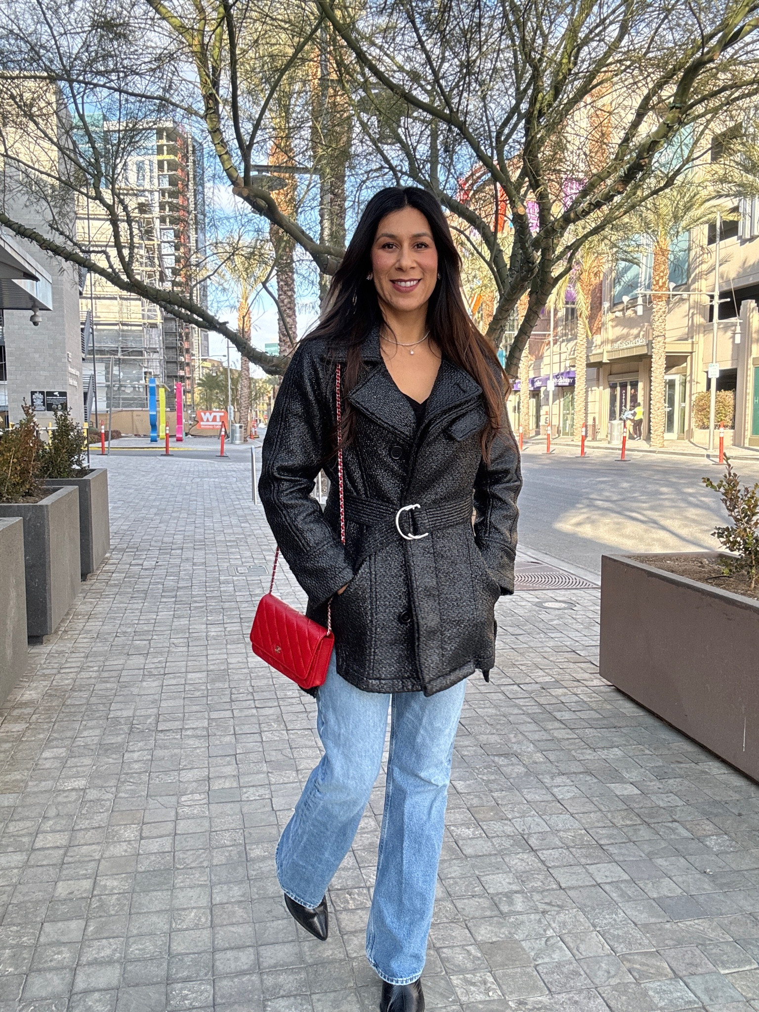 OOTN. Classic black and denim. Out to dinner  

#LTKWorkwear #LTKSeasonal #LTKStyleTip