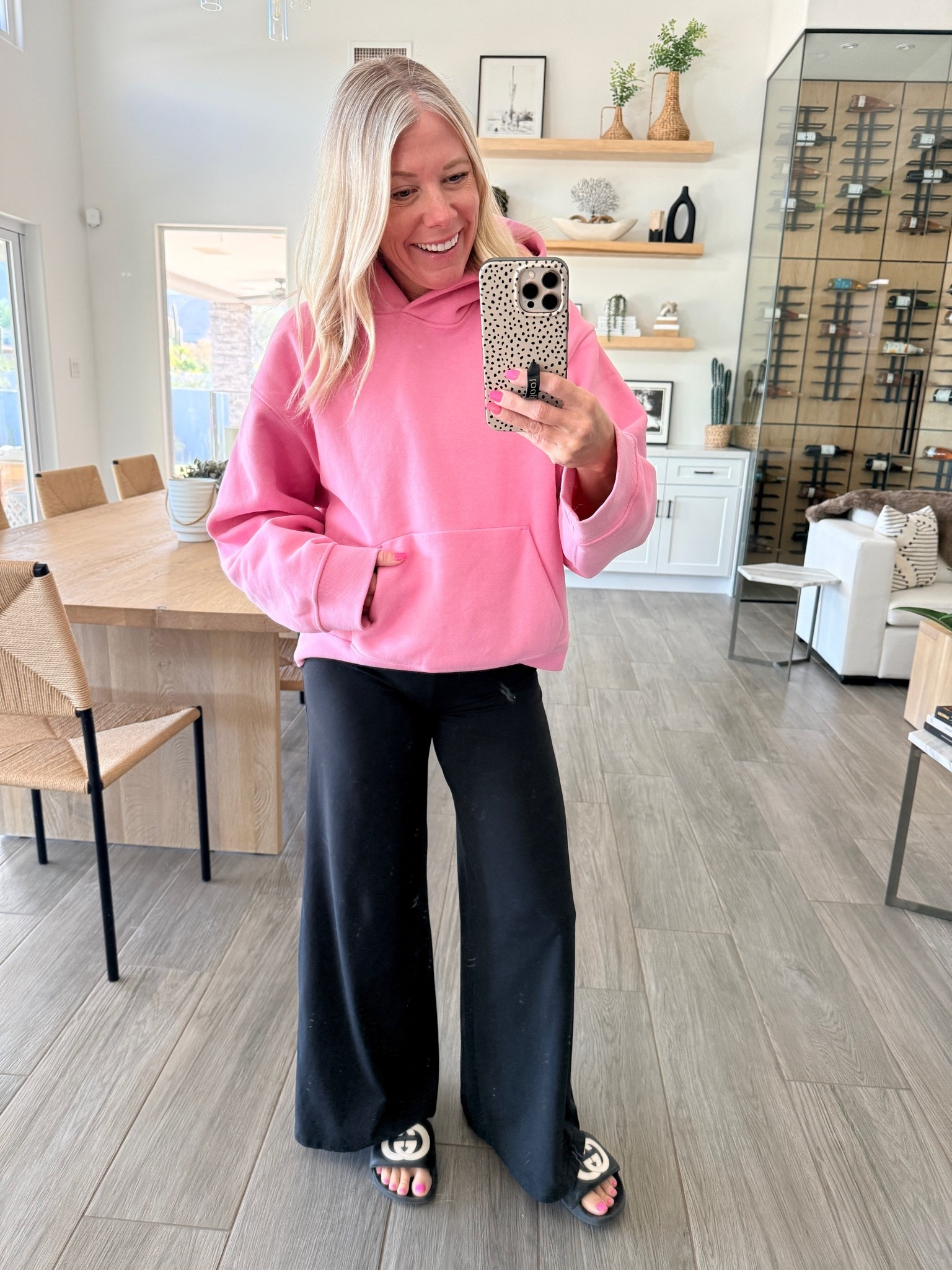 Size small hoodie and xs vuori wideleg pants

#LTKootd #LTKOver40 #LTKTravel
