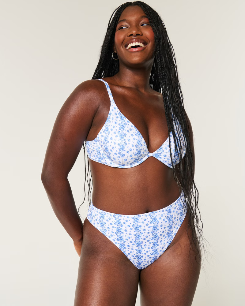 Curvy High-Leg High-Waist Ribbed Cheeky Bikini Bottom | Hollister (US)