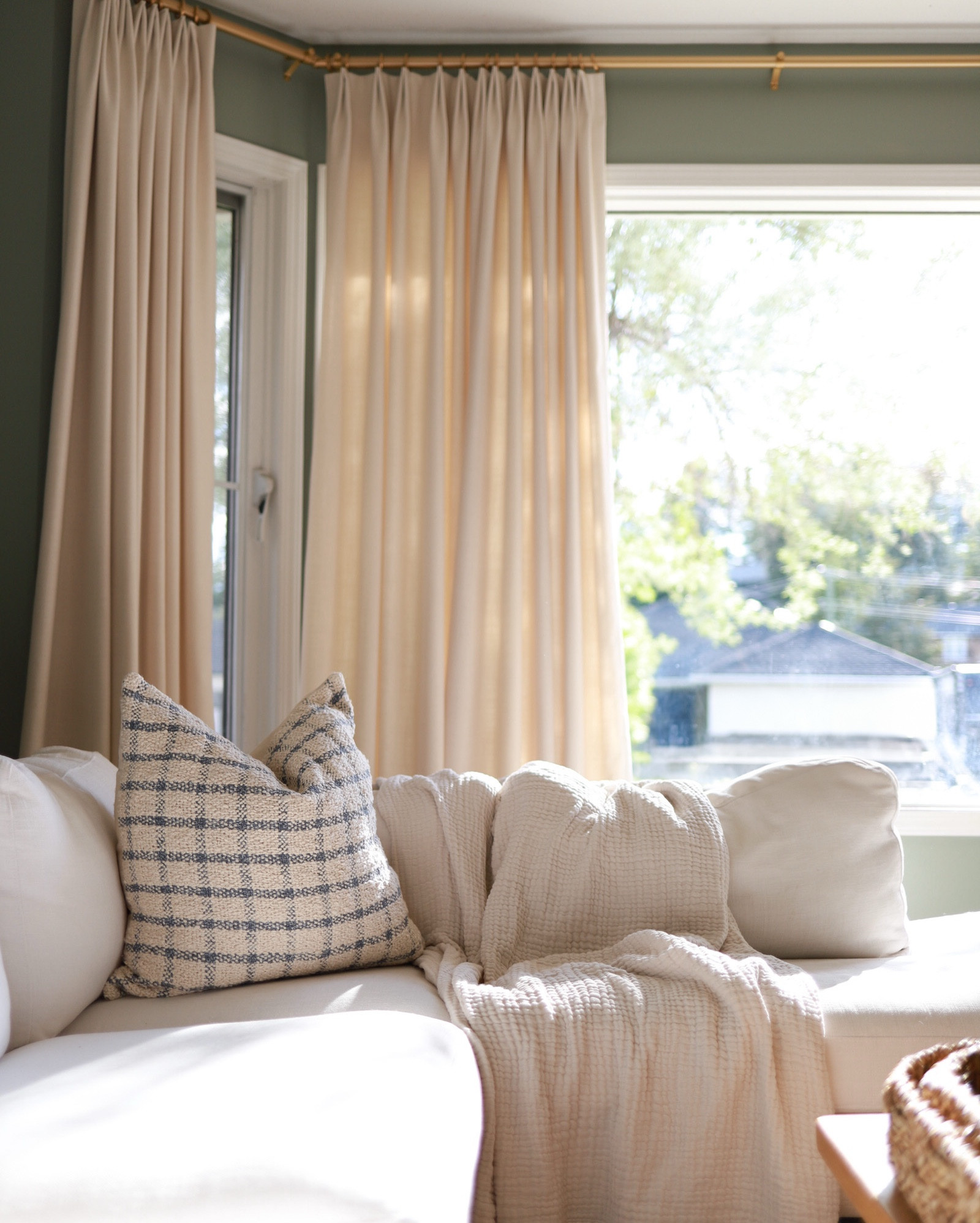 Loloi & Magnolia Home by Joanna Gaines, perfection 😍