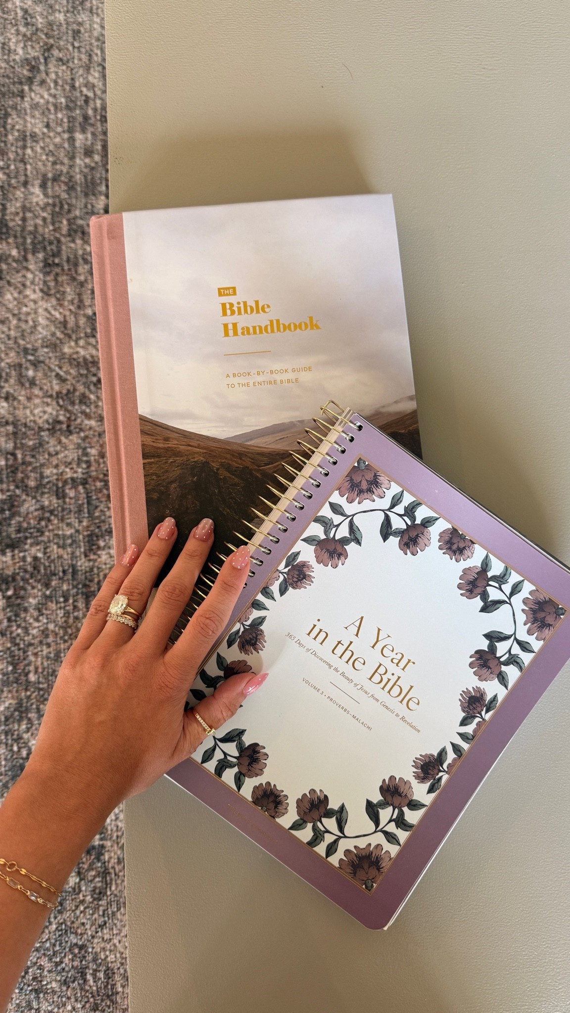 Current reading plan!

#LTKselfcare #LTKmorningroutine #LTKHome