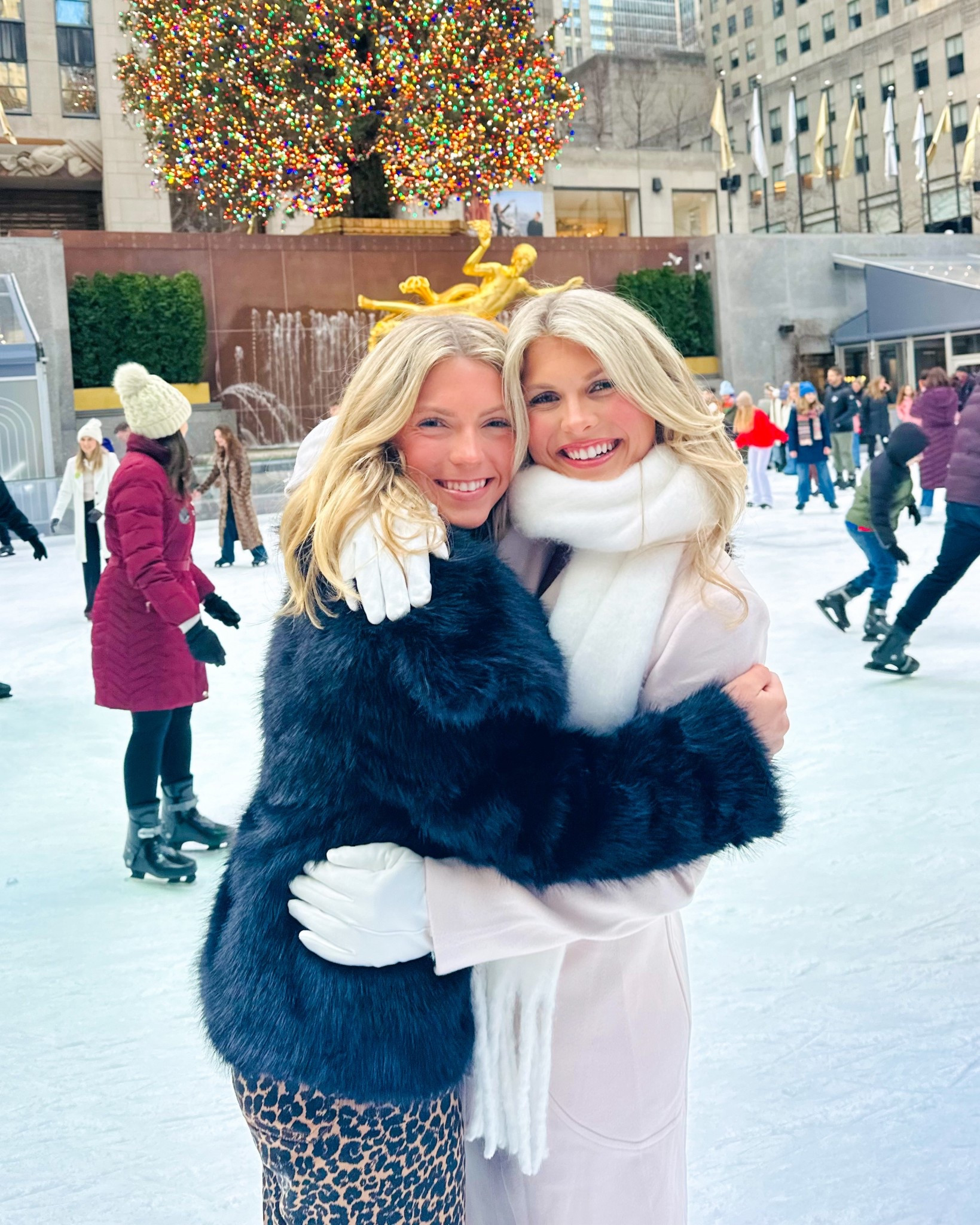 Winter outfit 🤍 perfect for NYC Christmas ❄️ 

#LTKSeasonal #LTKHoliday #LTKFindsUnder100