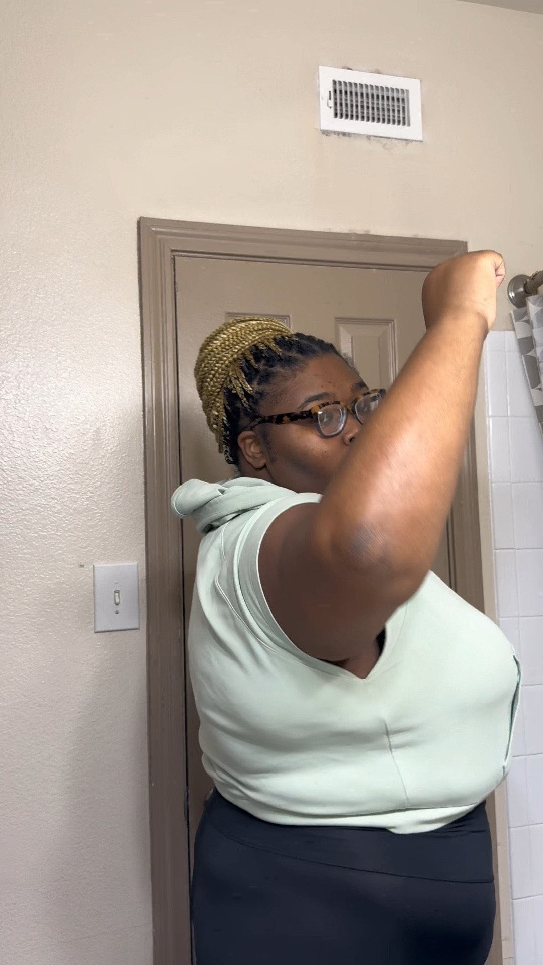 It’s time to weigh in! Using my favorite digital scale

#LTKPlusSize #LTKActive #LTKFitness