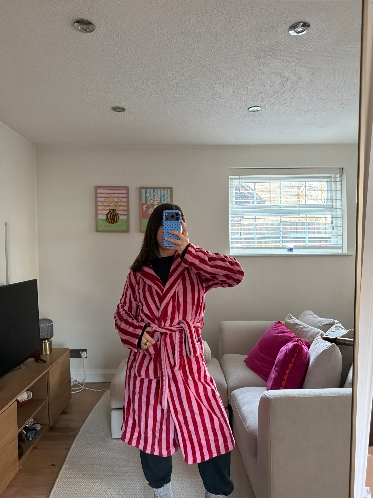 Dressing gown, robe, comfy, warm, cosy, petite, loungewear, pyjamas, asos, stripes, colourful

#LTKpetite #LTKwinter #LTKuk