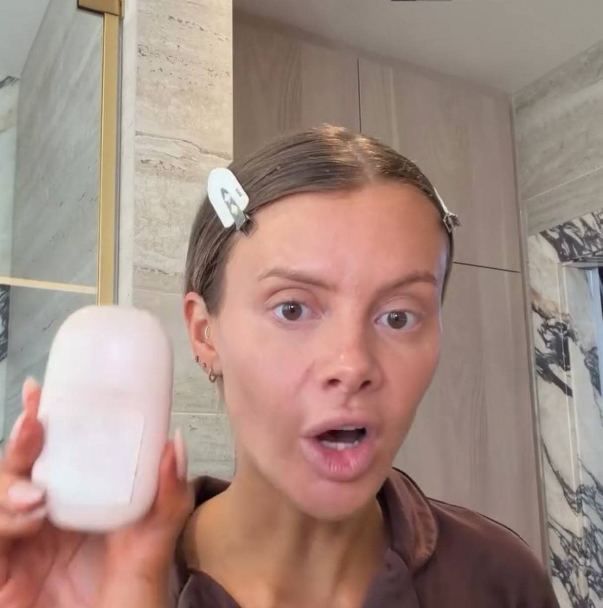 This is such an amazing skin tint! It gives a gorgeous skin like finish but it’s also buildable! I wear shade N5 🩷


#LTKeurope #LTKbeauty #LTKuk