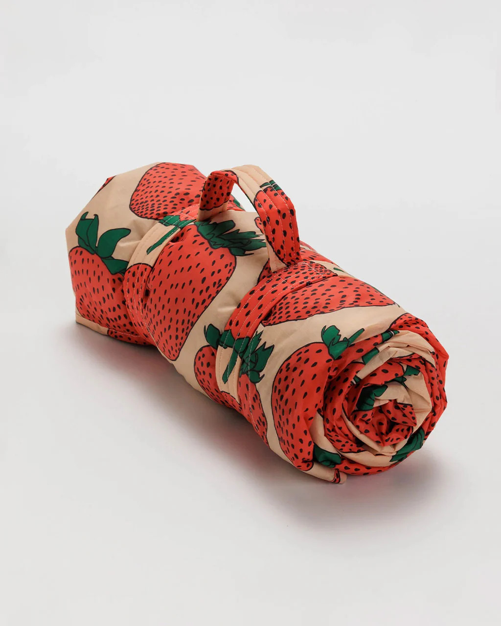 Puffy Picnic Blanket - Strawberry | ban.do