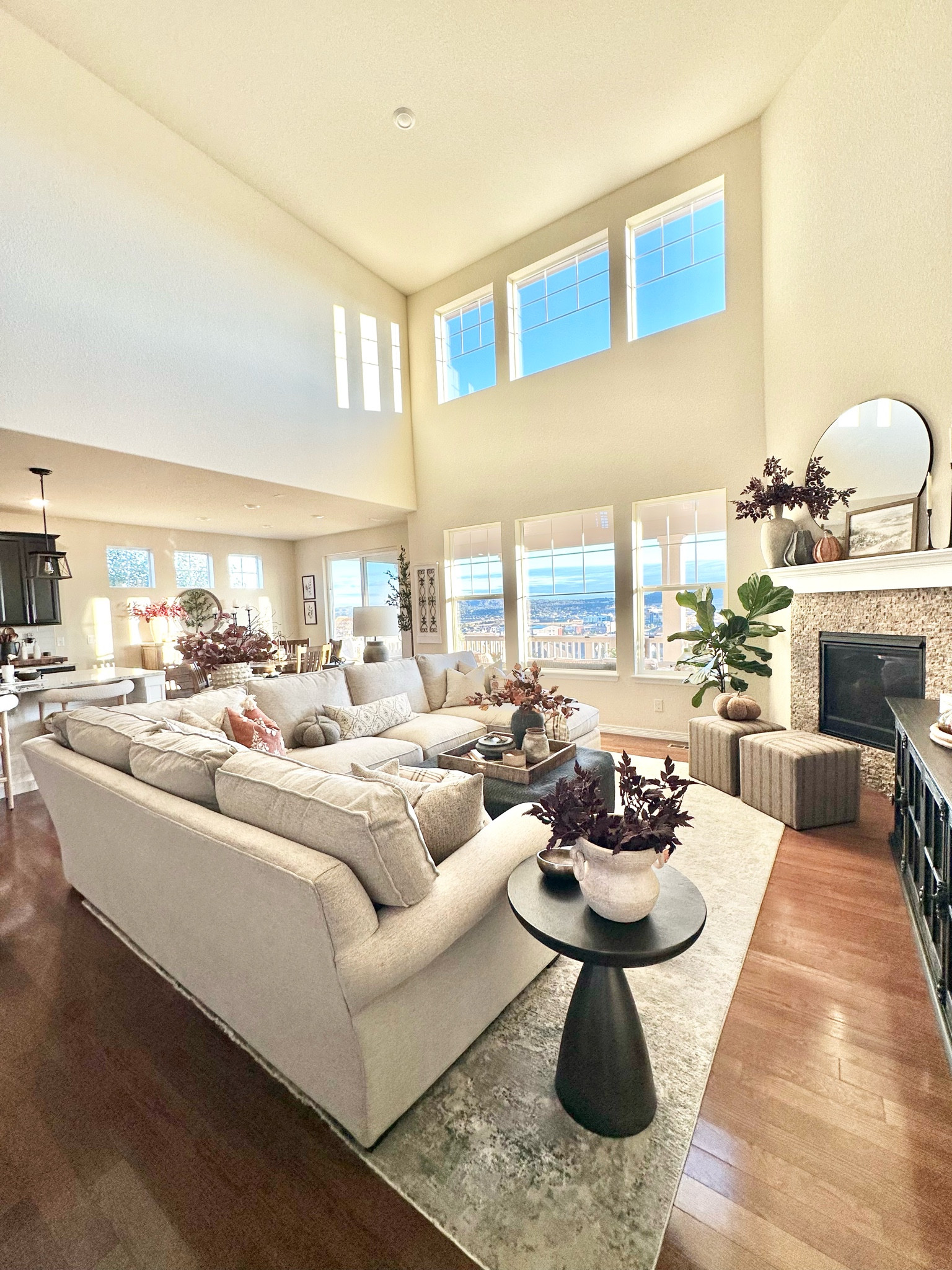 Shop my living room

#LTKhome