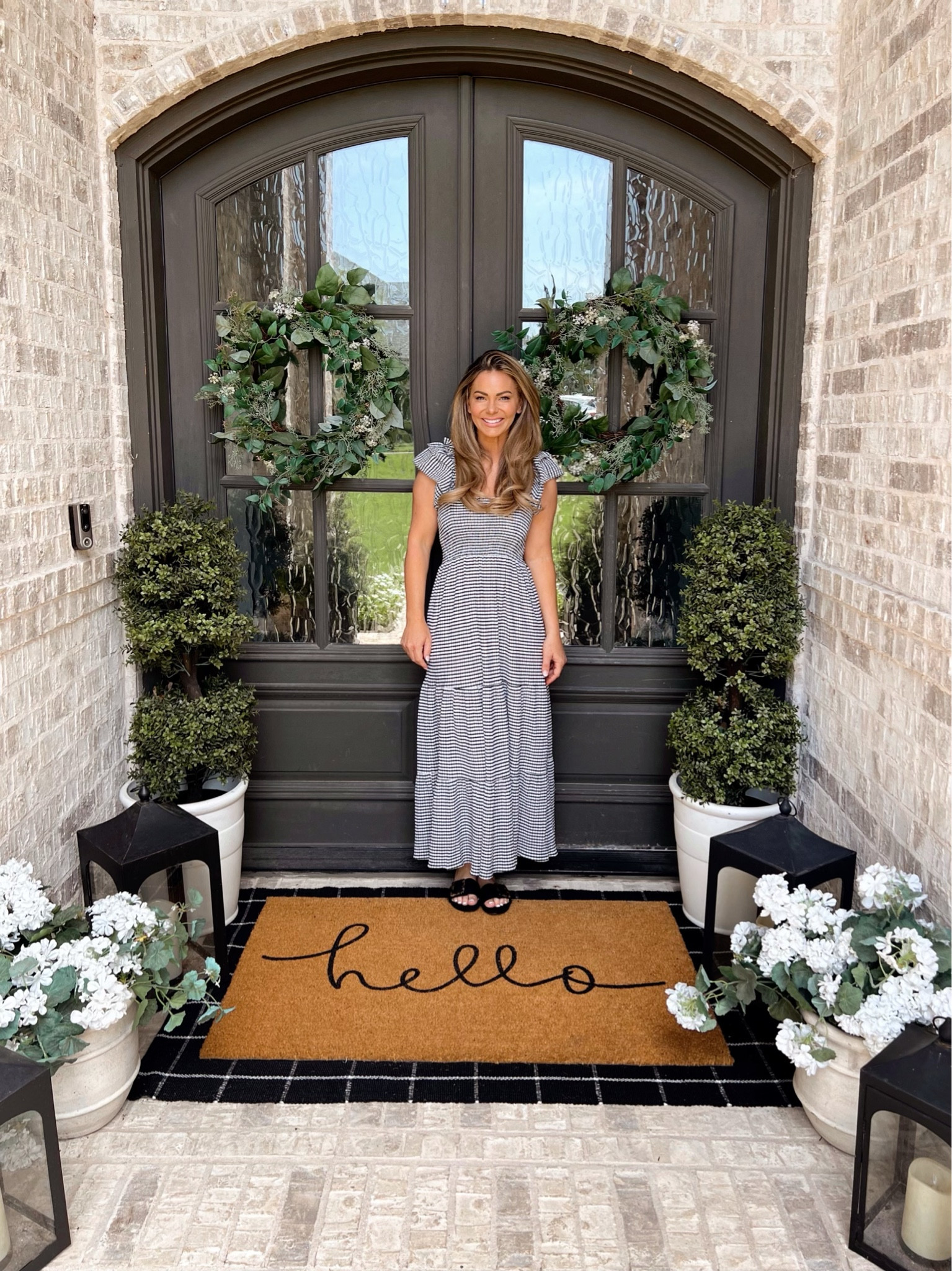 The new modern farmhouse style My Texas House doormats and layering rugs are now live on Walmart.com! @walmart #walmartpartner #walmarthome 

Porch decor 
Front porch
Front door 

#LTKFind #LTKSeasonal #LTKhome