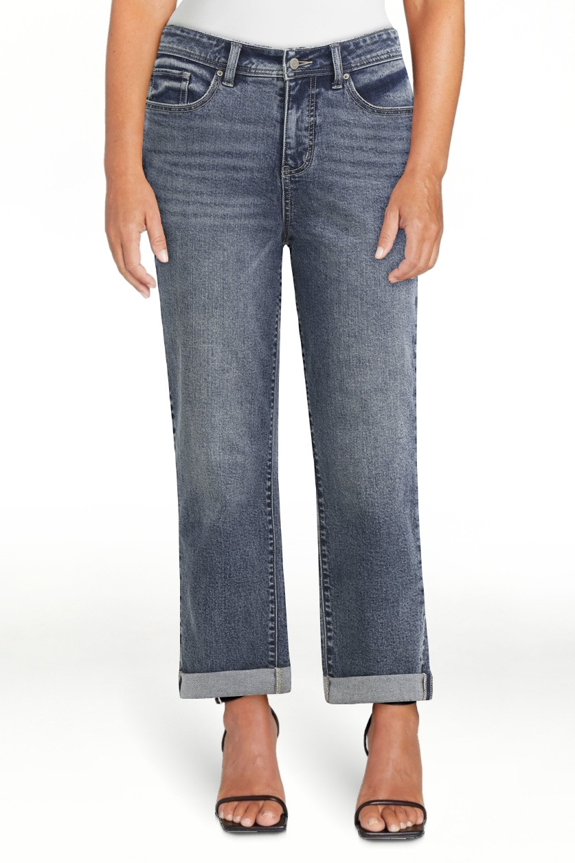 Time and Tru Women's and Women’s Plus High Rise Relaxed Boyfriend Jeans, Sizes 0-28W | Walmart (US)