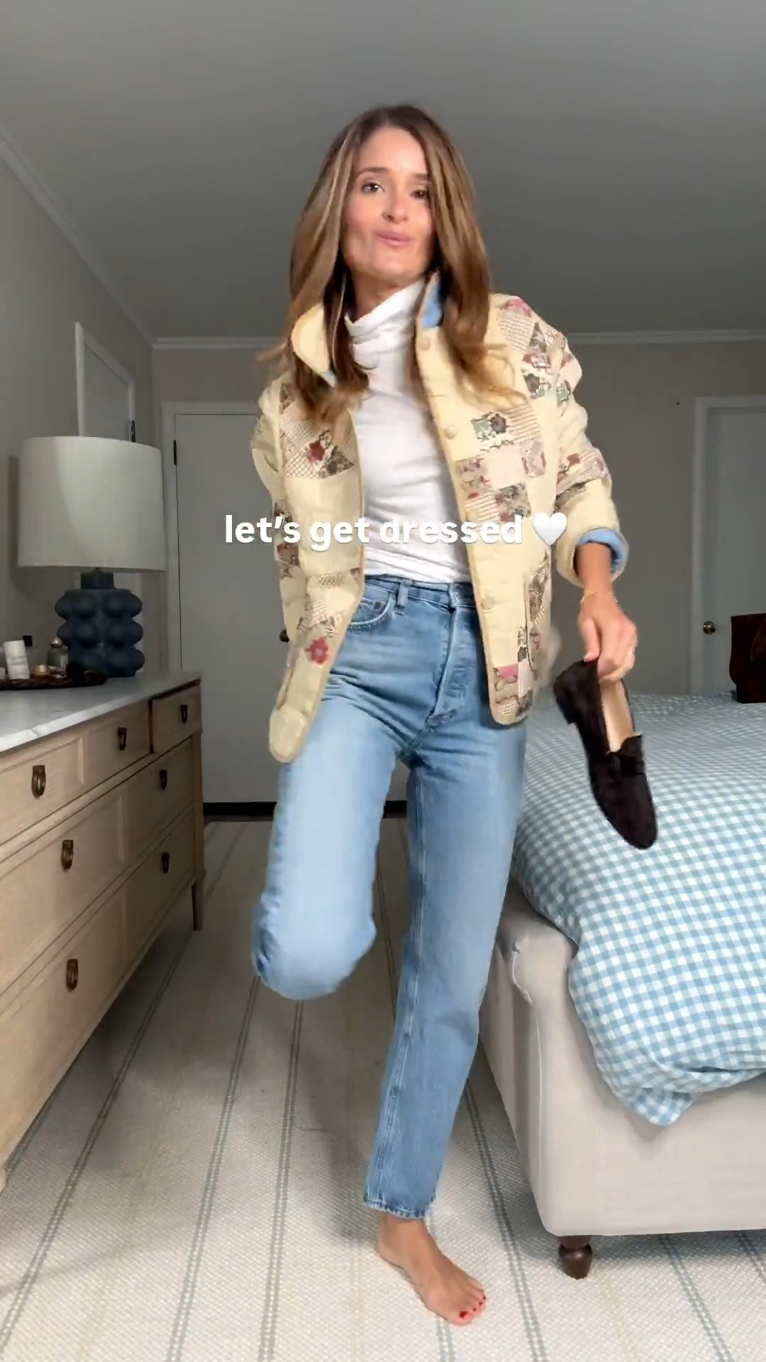 Happy Thursday! I hope you’re having a great week! 🍂

This turtleneck is a favorite from last year—so cozy, goes with everything, and currently 40% off. 

Jeans are by far my most loved. The straight leg is super flattering and they are that perfect vintage inspired wash that looks great with all your coats and oversized sweaters 🍂

Threw on this pretty quilted jacket — cozy, nostalgic and instantly makes you look pulled together. Perfect for those mornings when you’re rushing out the door and don’t want to overthink it.

Finished with my oversized suede tote (fits everything us mamas get asked to carry 😂) and chic suede loafers.

Wearing my true size (small,25,7) in all 

Simple, elevated, and so easy to wear on repeat 👌✨