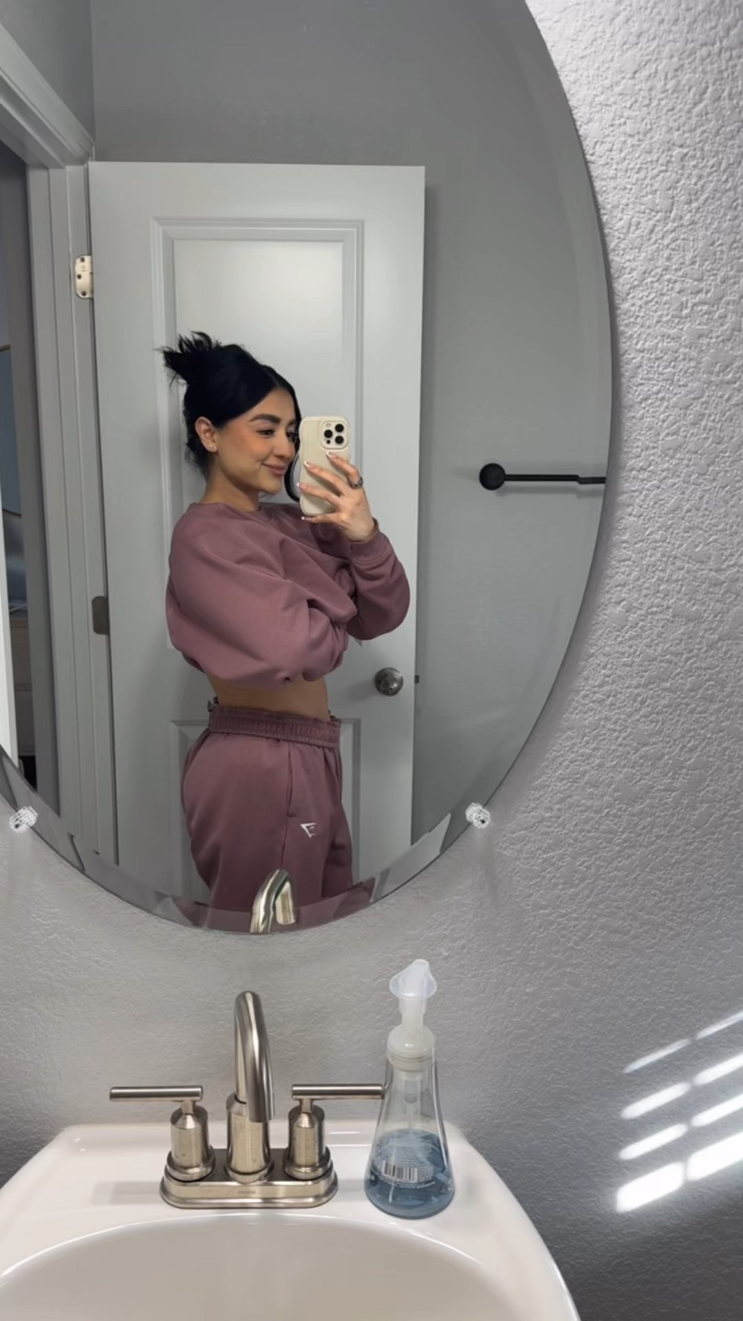 Go to sweat set 🦈💓 

#LTKStyleTip #LTKActive #LTKFindsUnder100