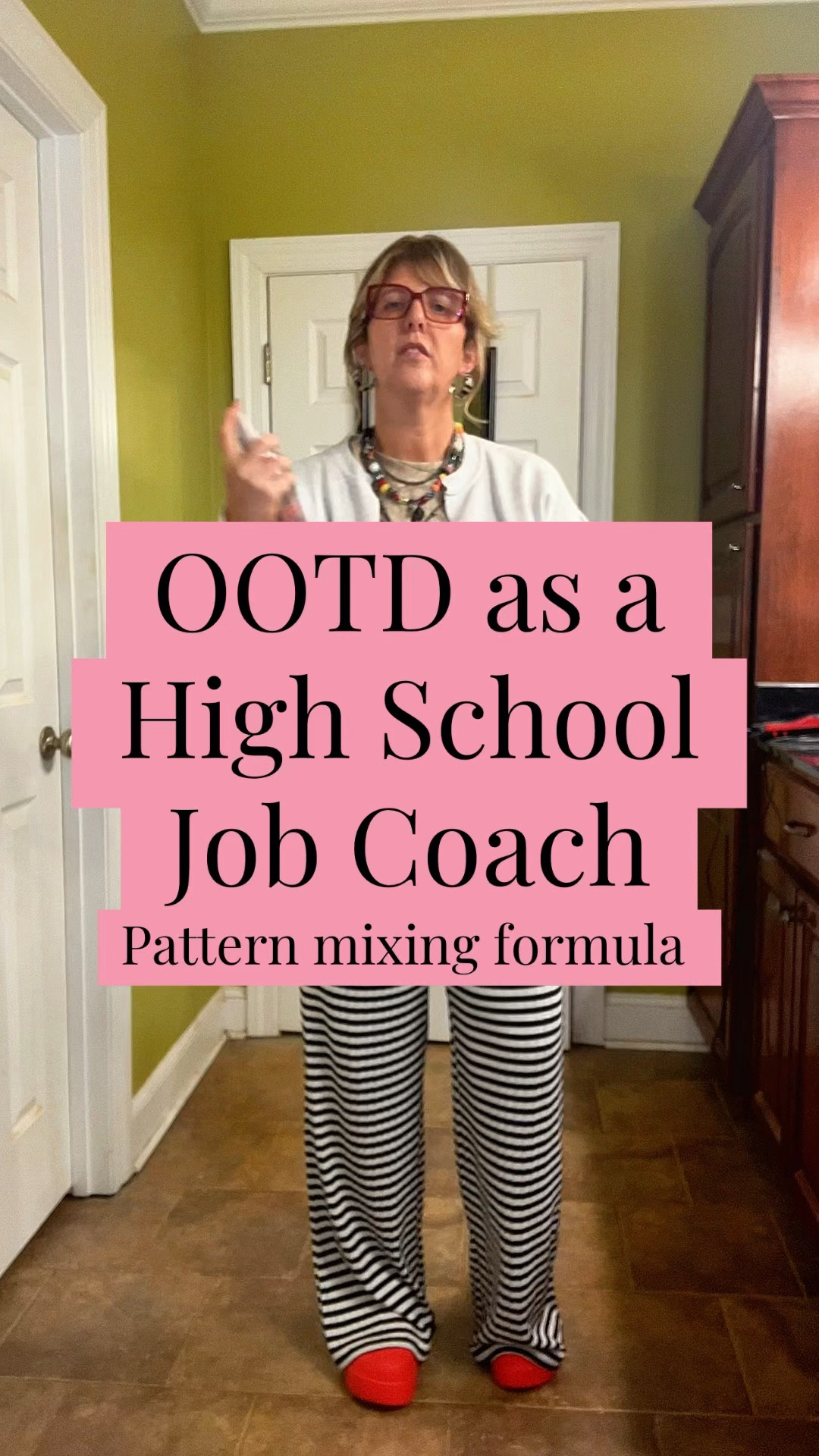 The best comfy cozy pattern mix 

#LTKMidsize #LTKootd #LTKOver40